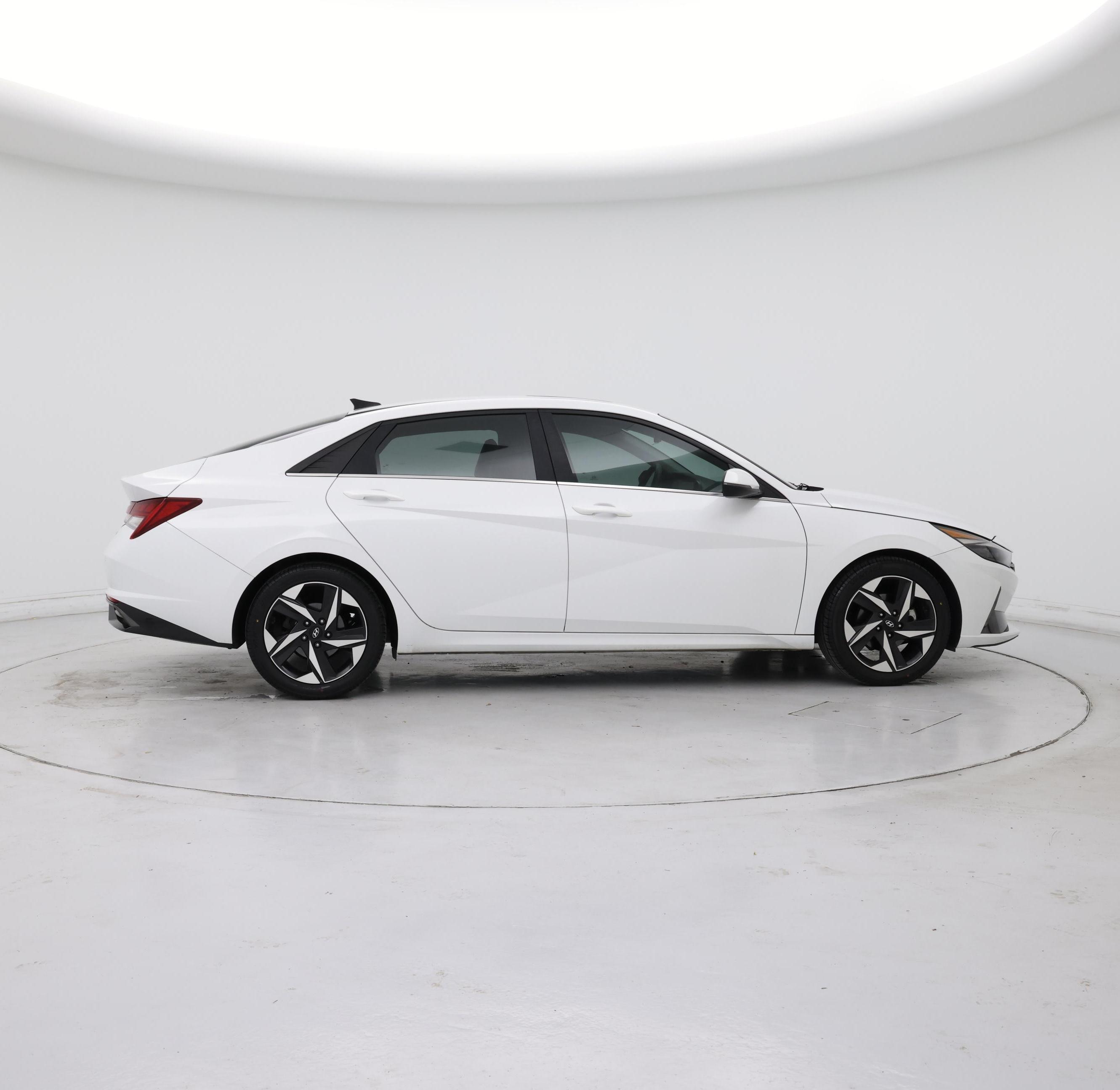 Thumbnail: 2022 Hyundai Elantra - 7