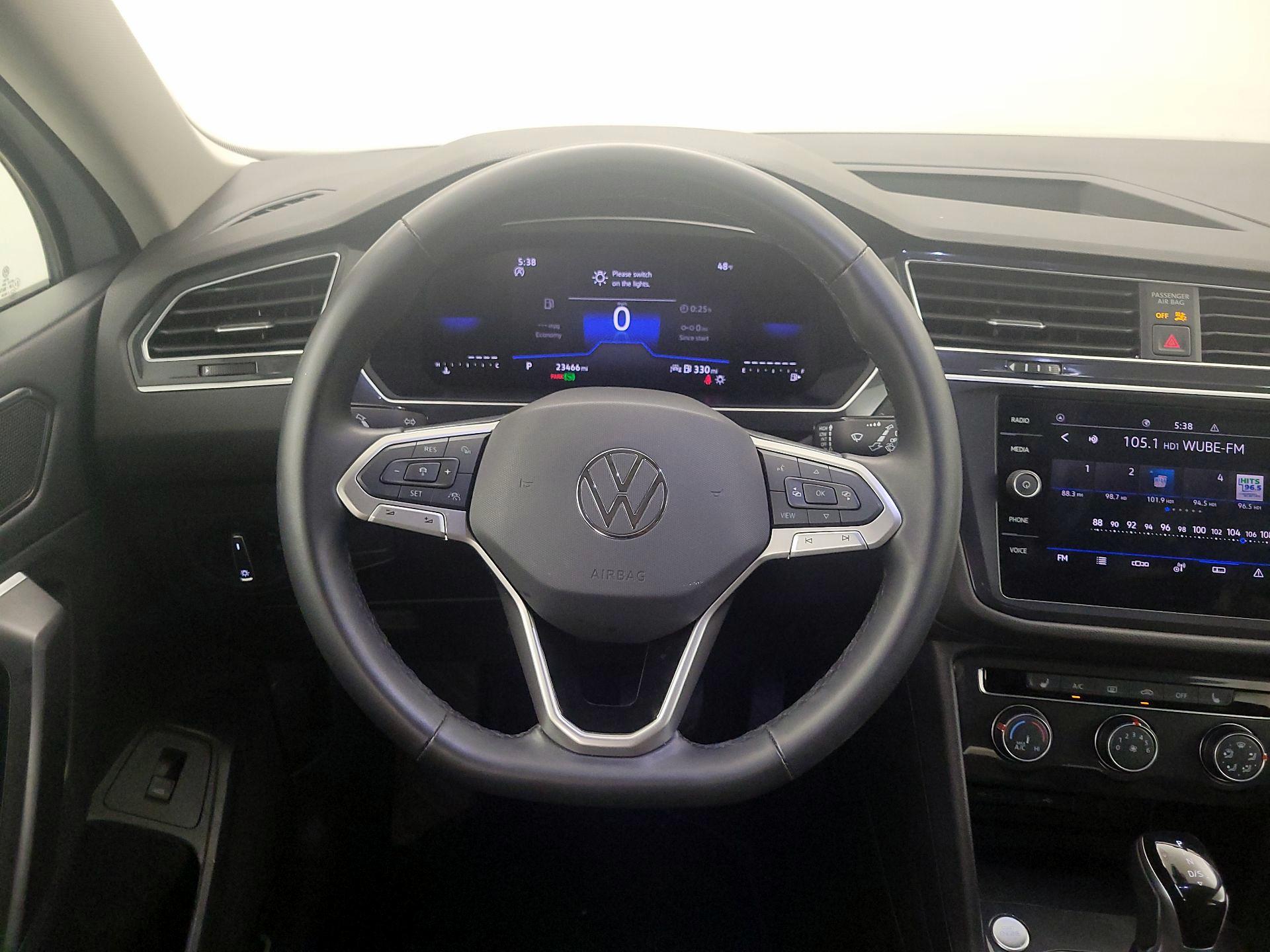 Thumbnail: 2024 Volkswagen Tiguan - 10