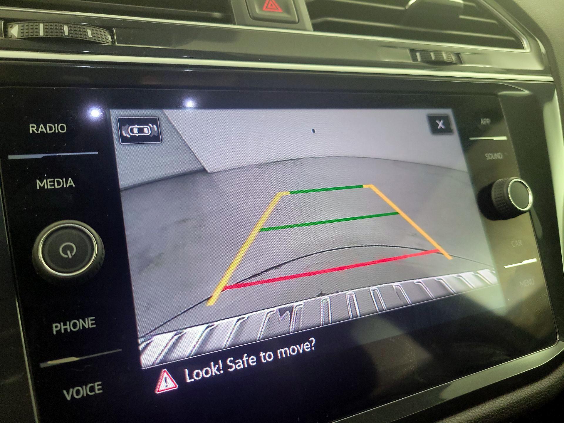 Thumbnail: 2024 Volkswagen Tiguan - 14