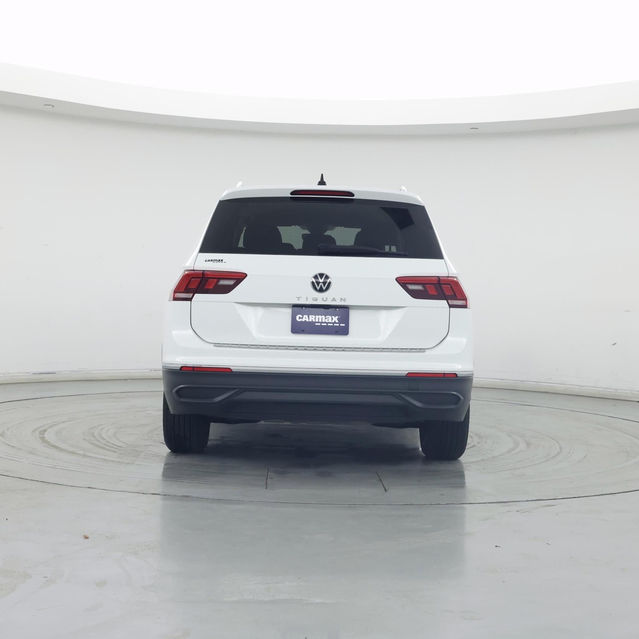 Thumbnail: 2024 Volkswagen Tiguan - 6