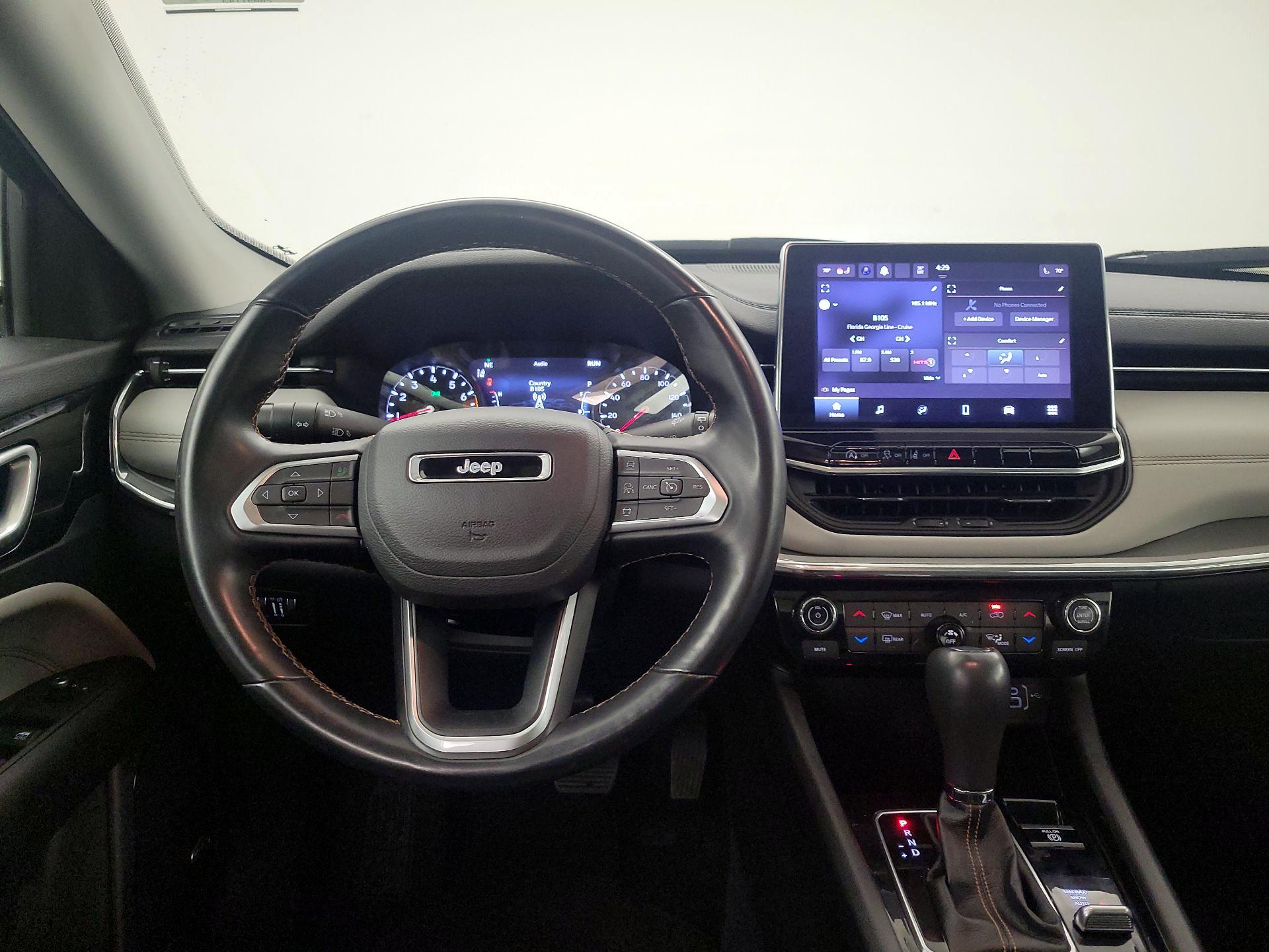 Thumbnail: 2022 Jeep Compass - 10