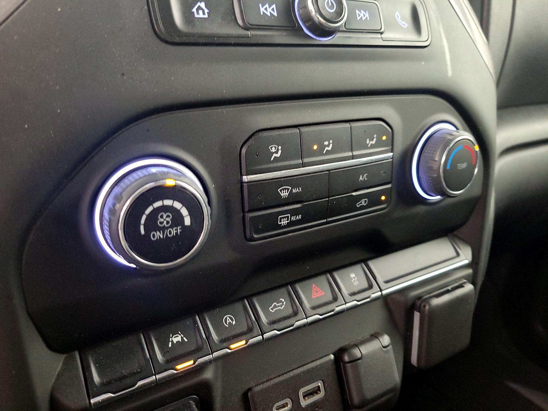 Thumbnail: 2023 Chevrolet Silverado 1500 - 16