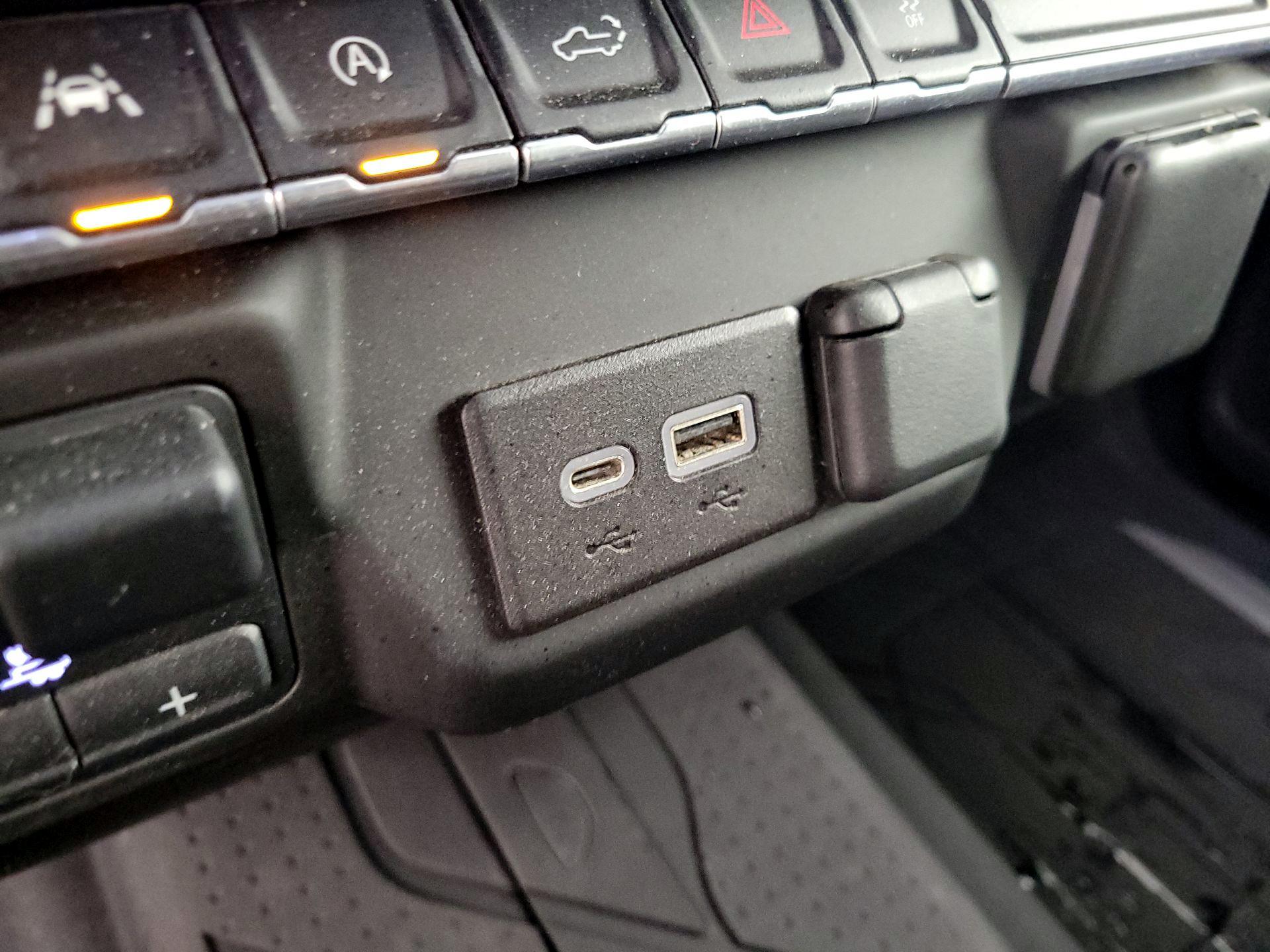 Thumbnail: 2023 Chevrolet Silverado 1500 - 18