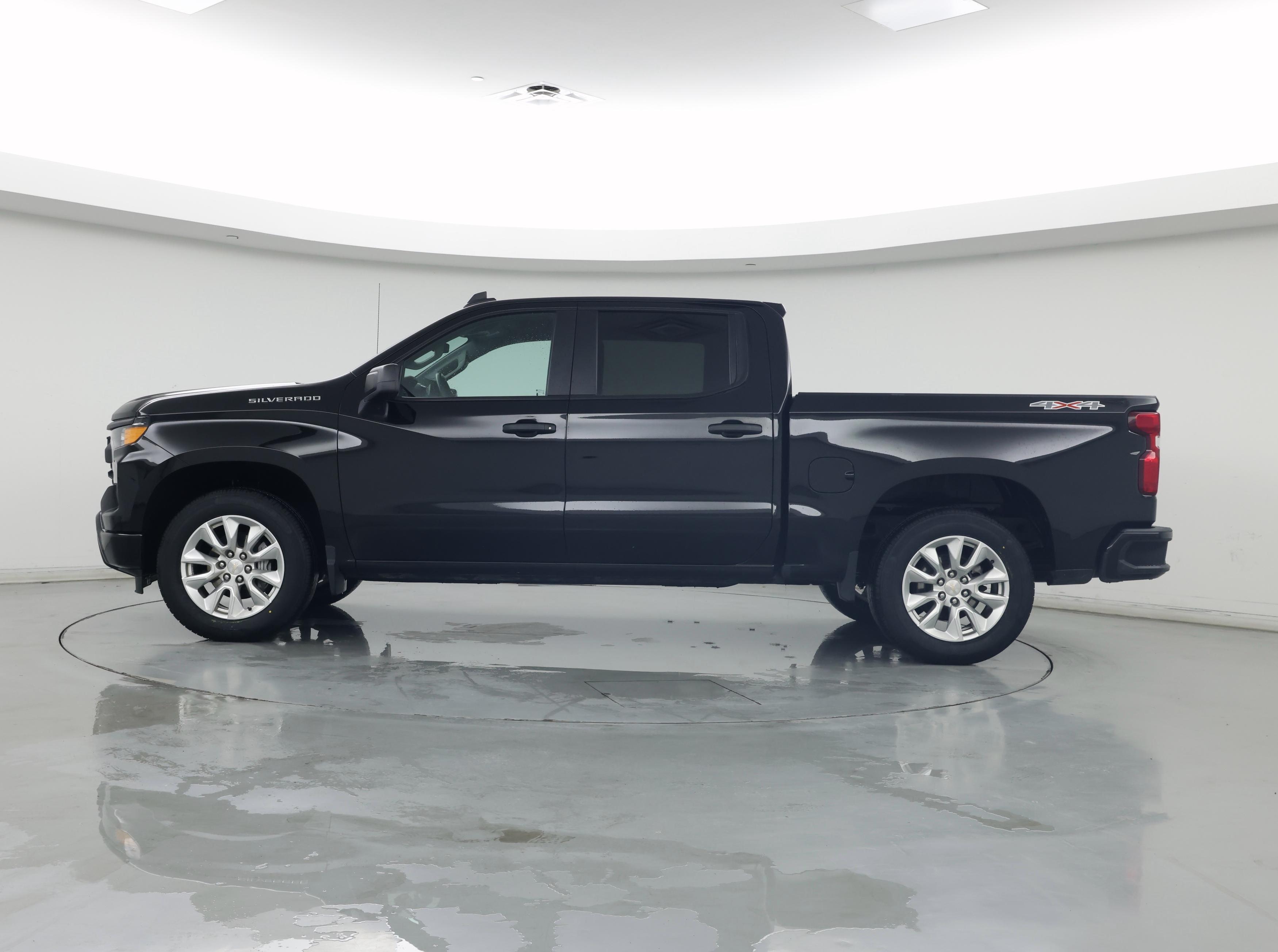 Thumbnail: 2023 Chevrolet Silverado 1500 - 3