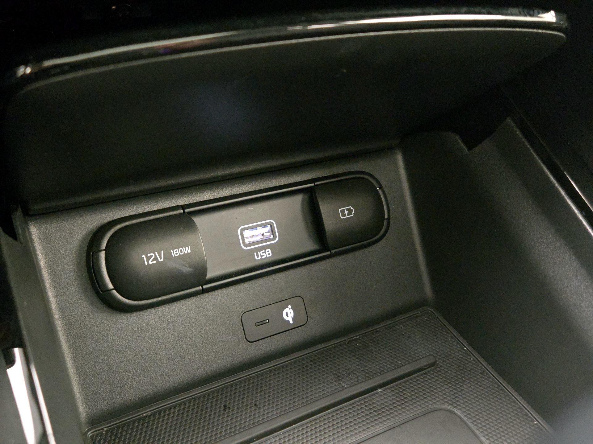 Thumbnail: 2021 Kia Telluride - 18