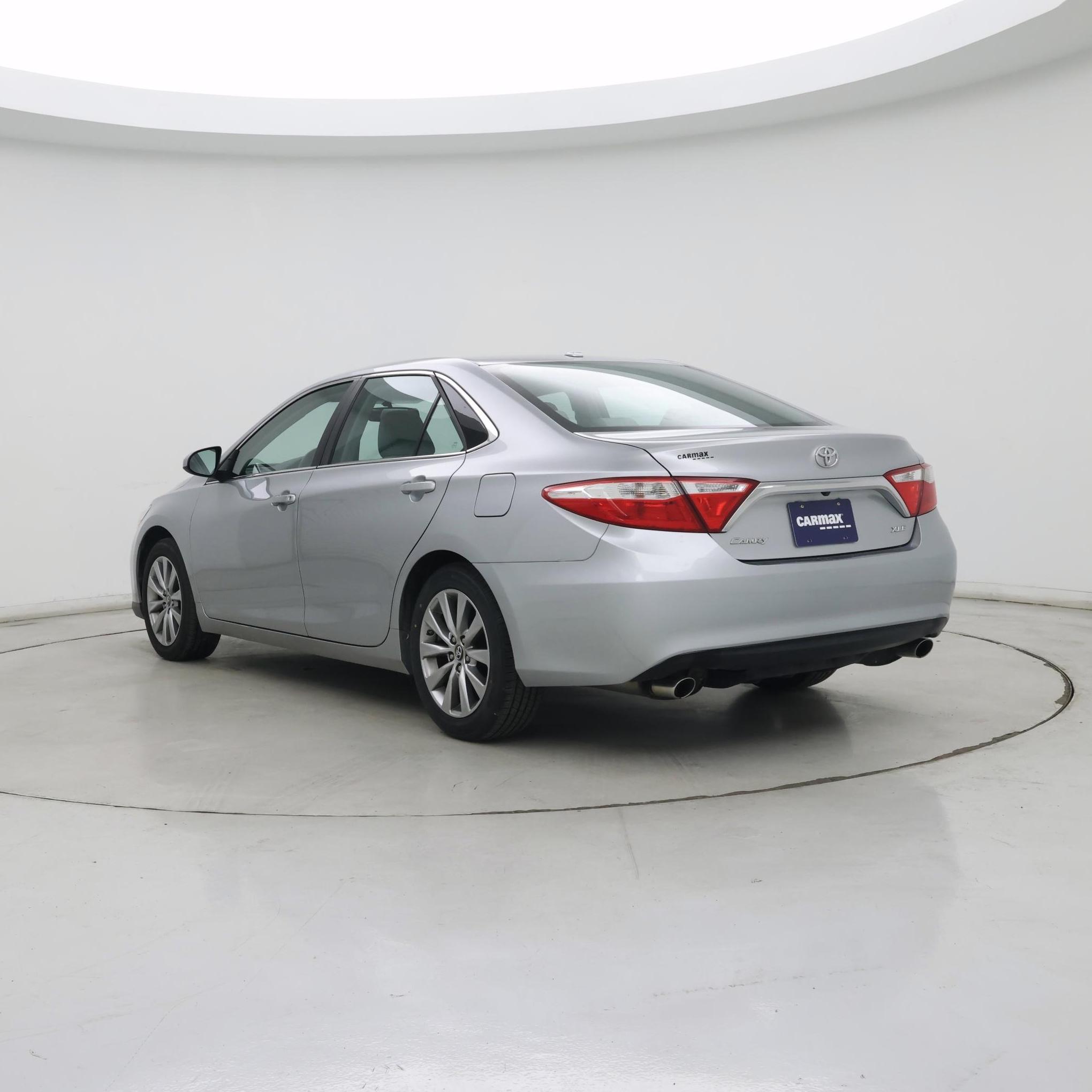 Thumbnail: 2017 Toyota Camry - 2