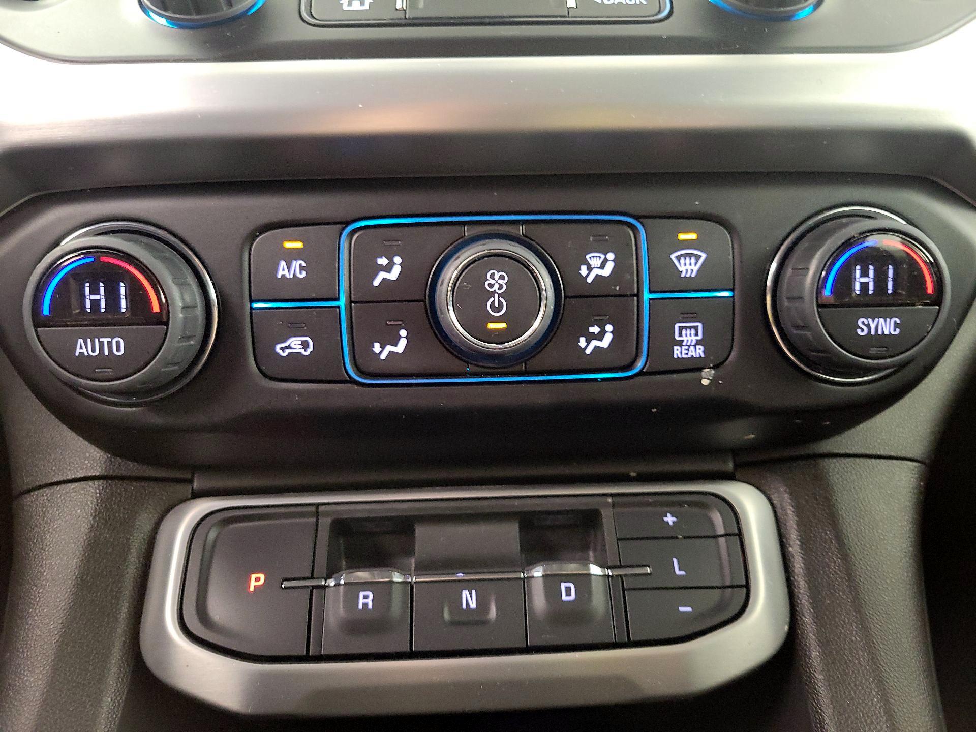 Thumbnail: 2023 GMC Acadia - 16