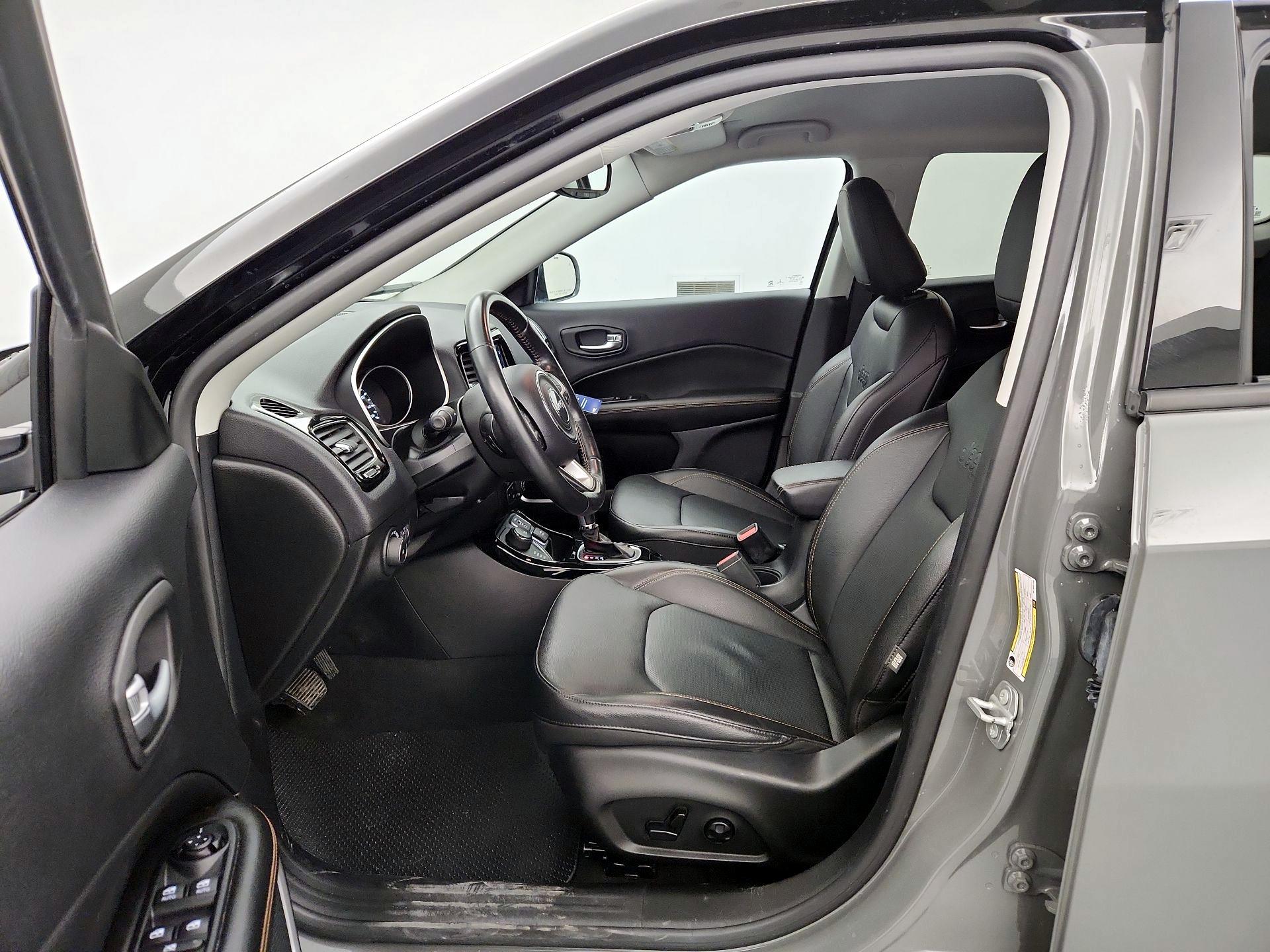 Thumbnail: 2021 Jeep Compass - 11