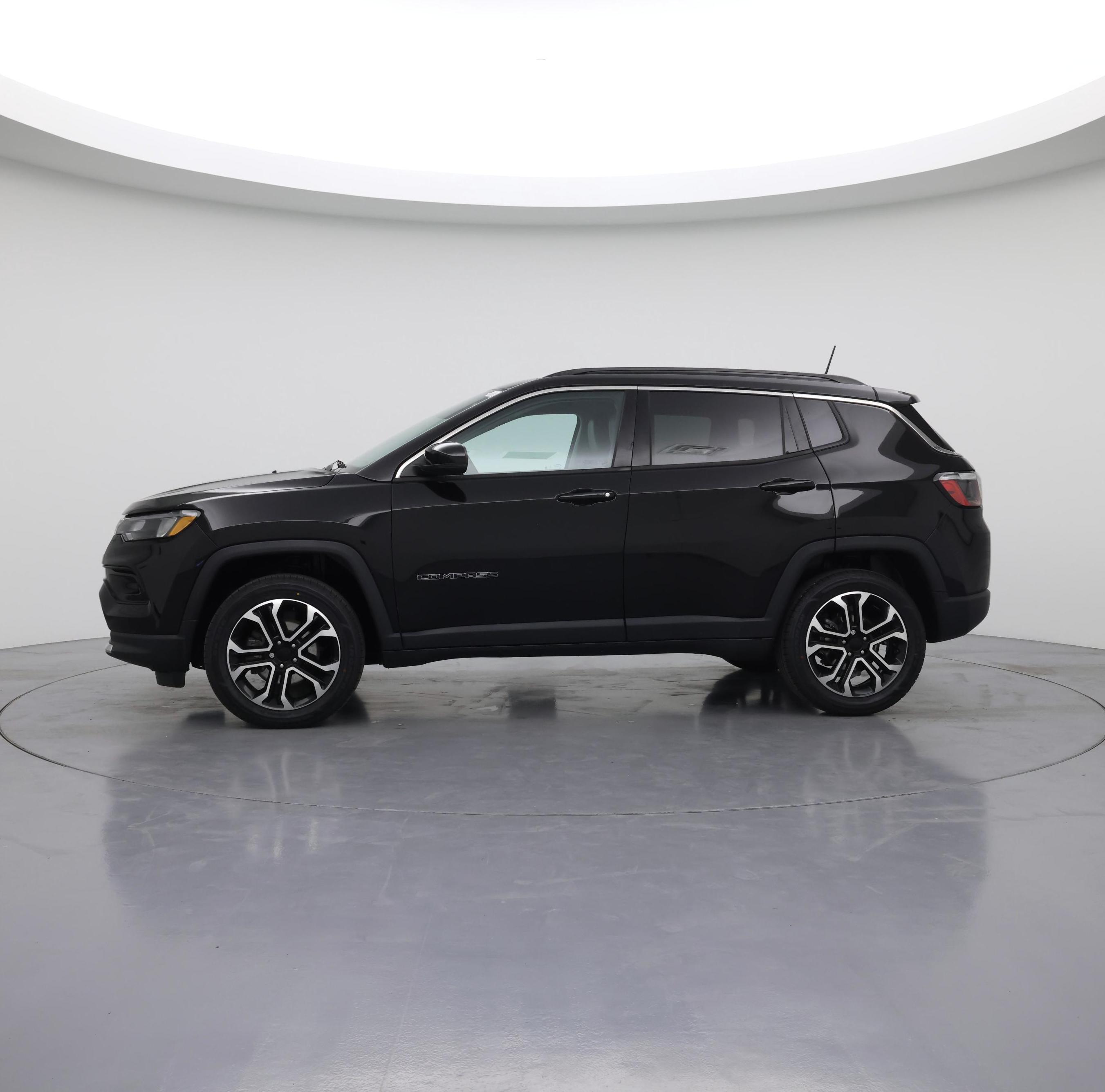 Thumbnail: 2022 Jeep Compass - 3