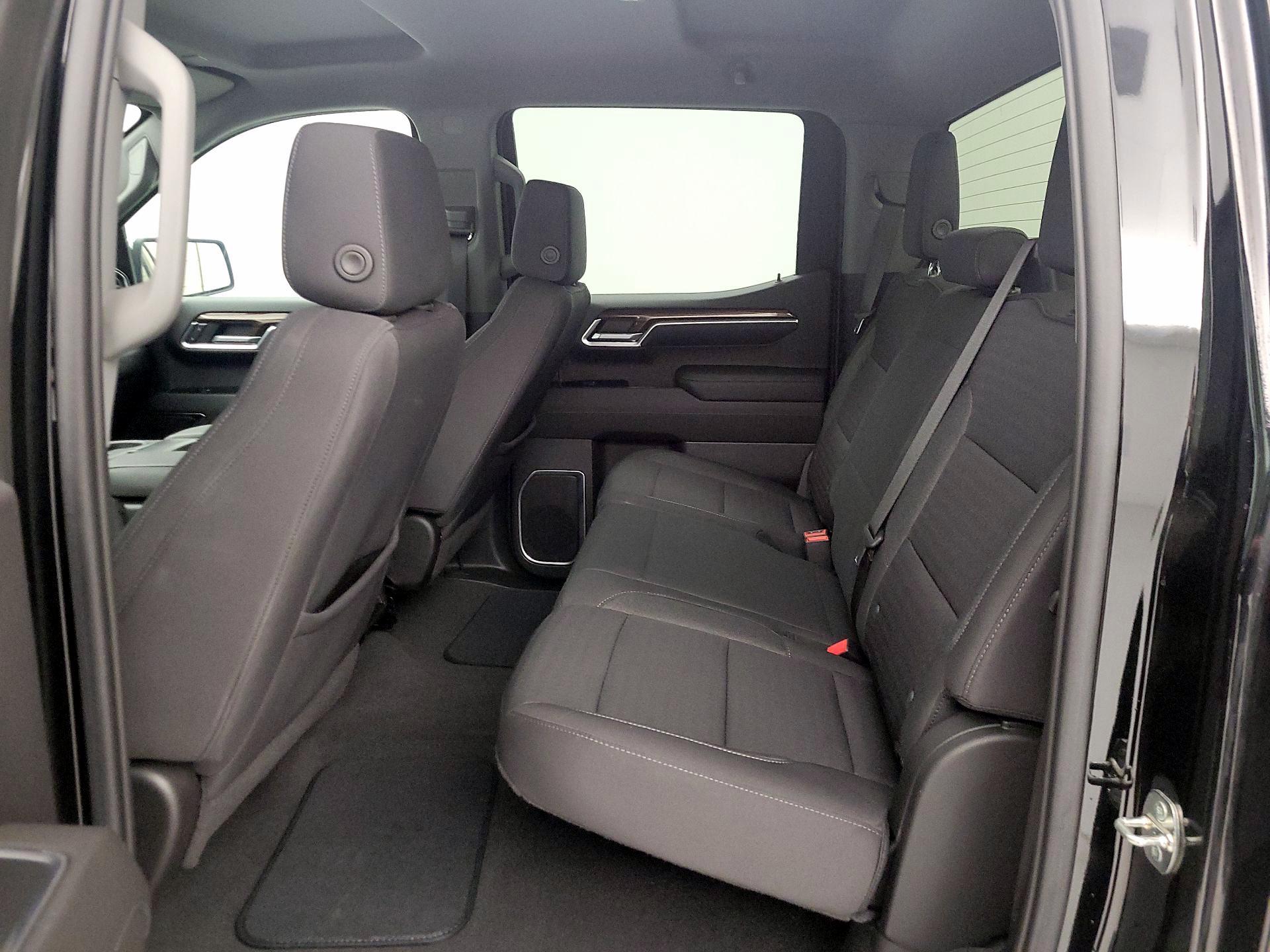 Thumbnail: 2022 Chevrolet Silverado 1500 - 19