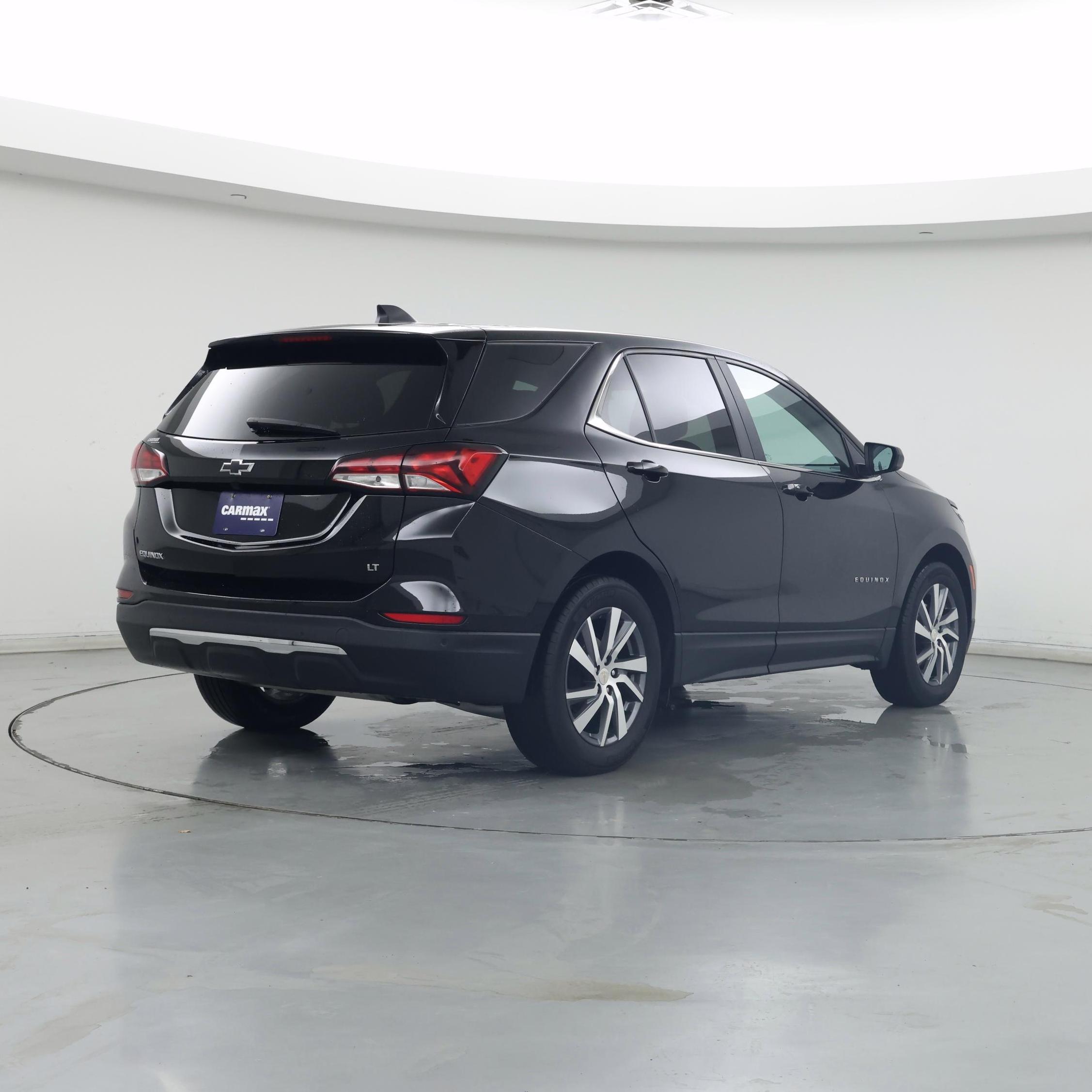 Thumbnail: 2022 Chevrolet Equinox - 8