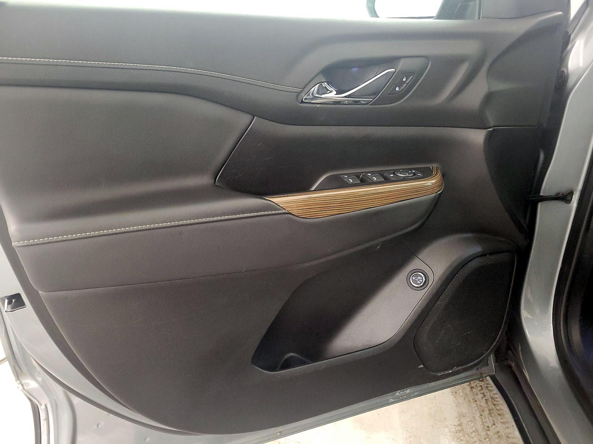 Thumbnail: 2023 GMC Acadia - 12