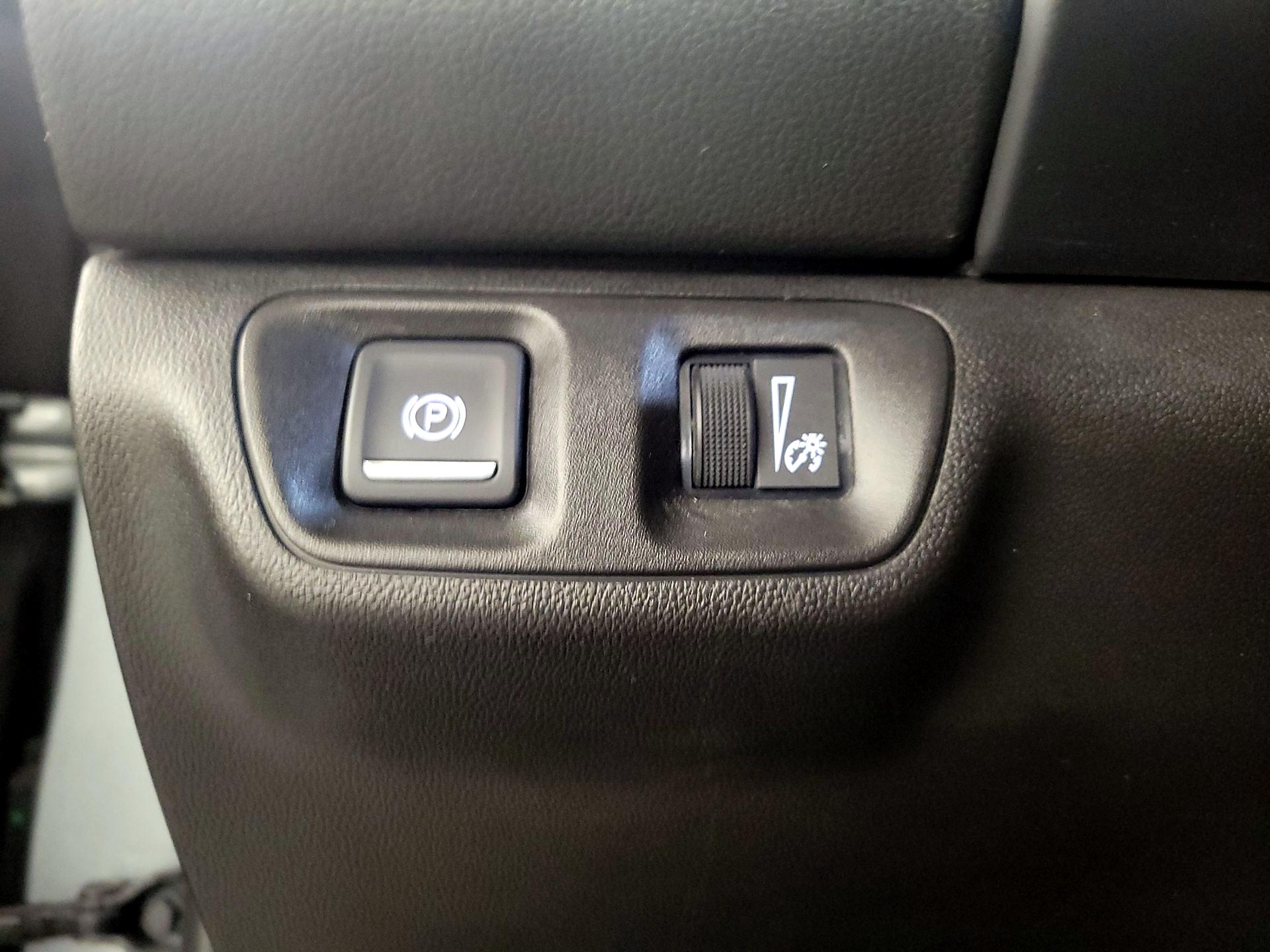 Thumbnail: 2023 GMC Acadia - 13