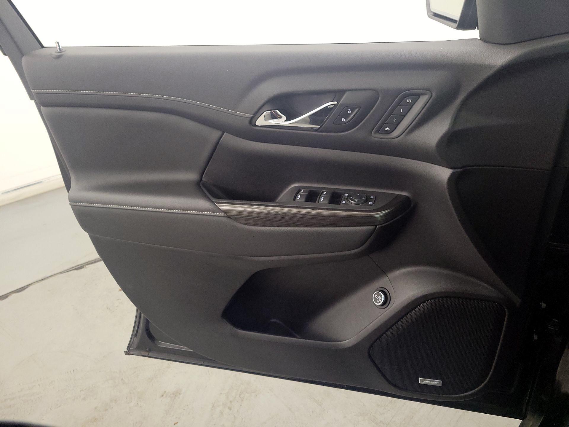 Thumbnail: 2023 GMC Acadia - 12