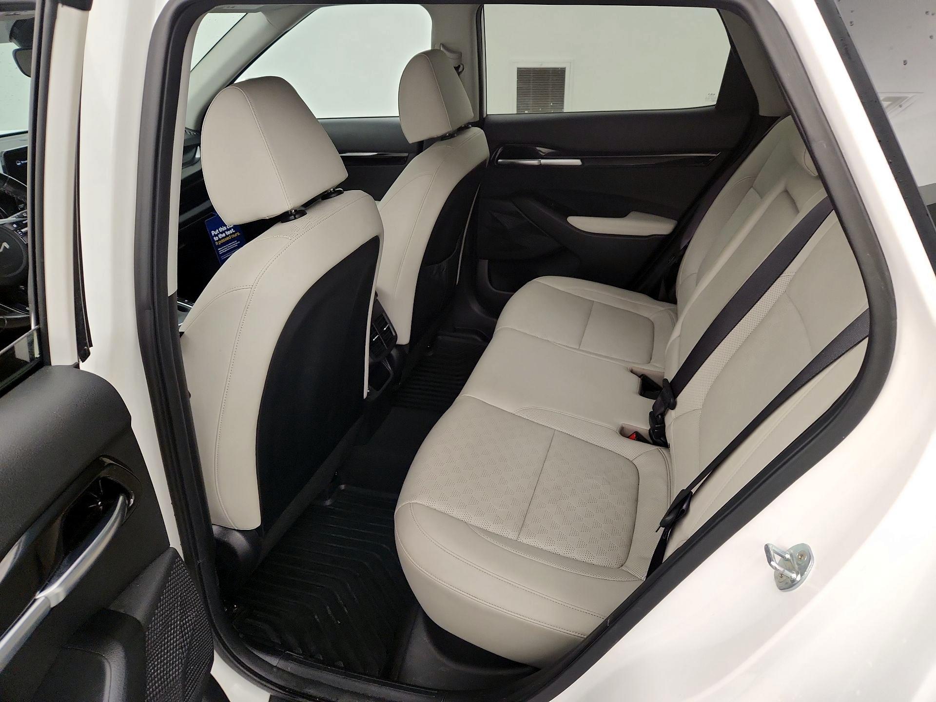 Thumbnail: 2022 Kia Seltos - 19