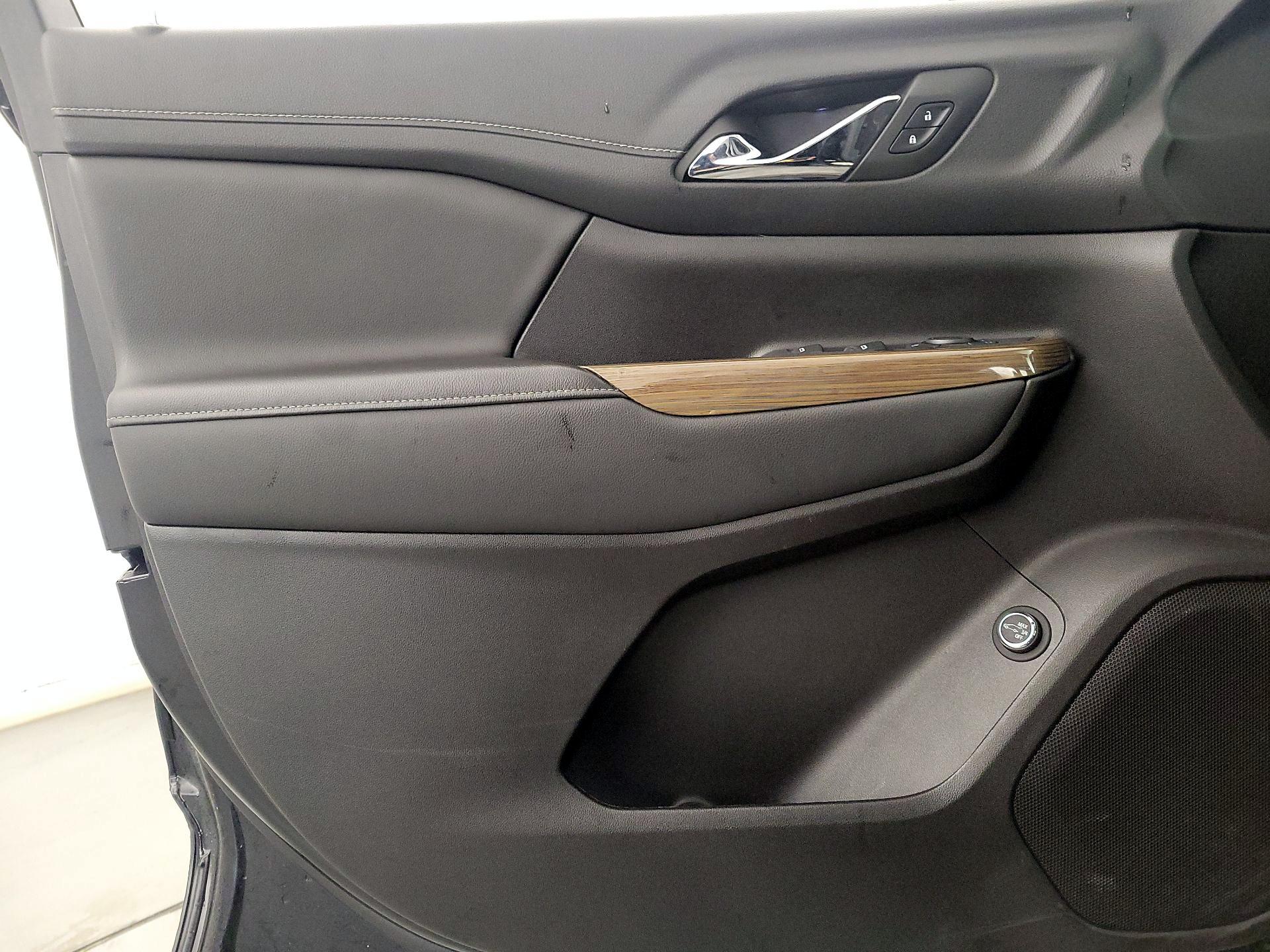 Thumbnail: 2023 GMC Acadia - 12