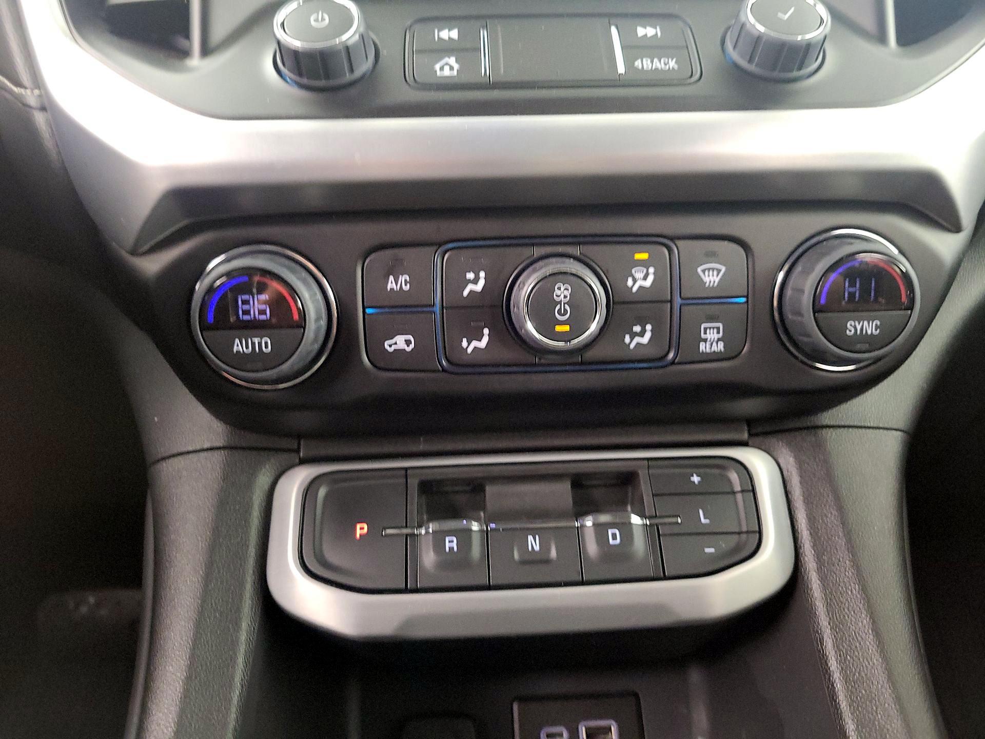 Thumbnail: 2023 GMC Acadia - 16