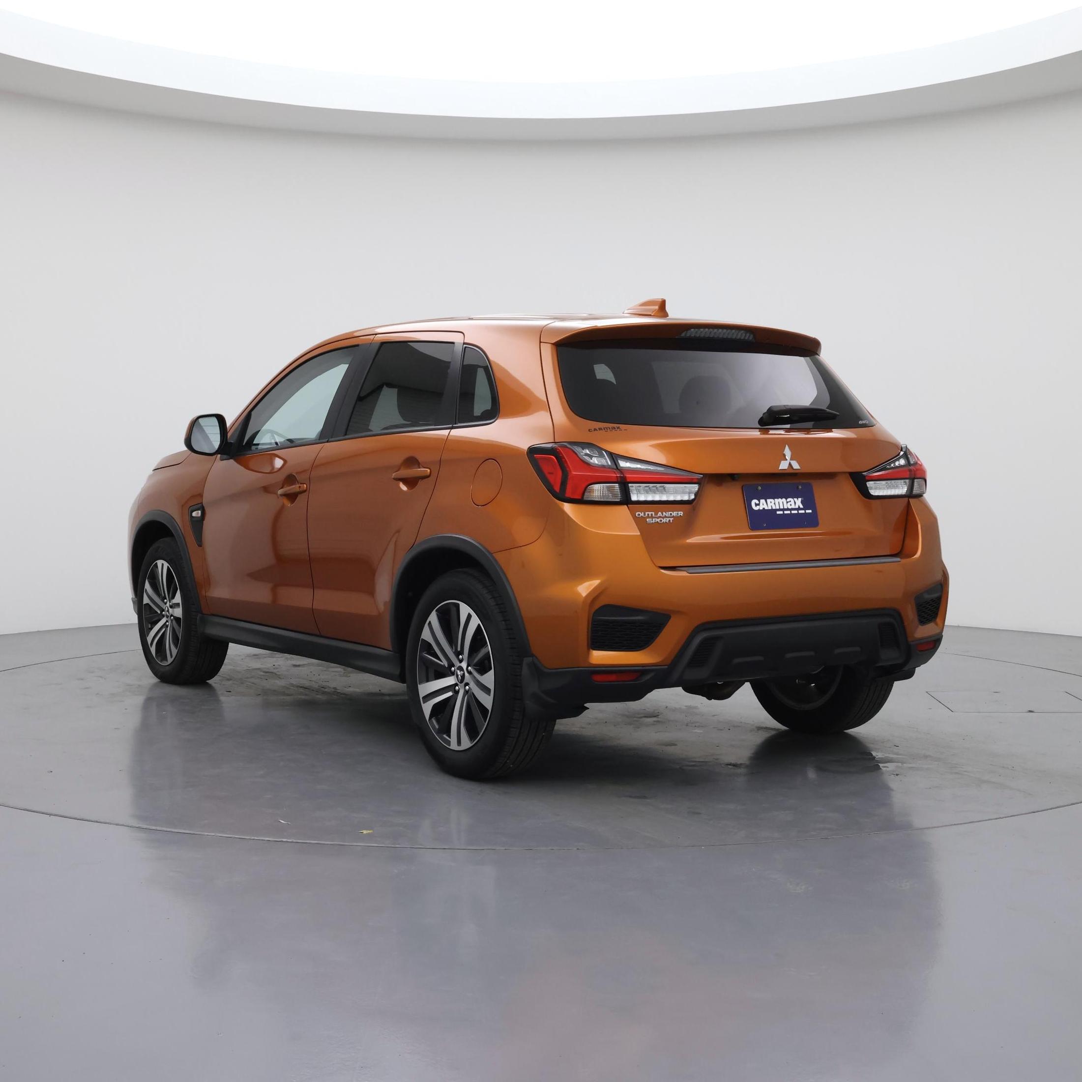 Thumbnail: 2023 Mitsubishi Outlander Sport - 2