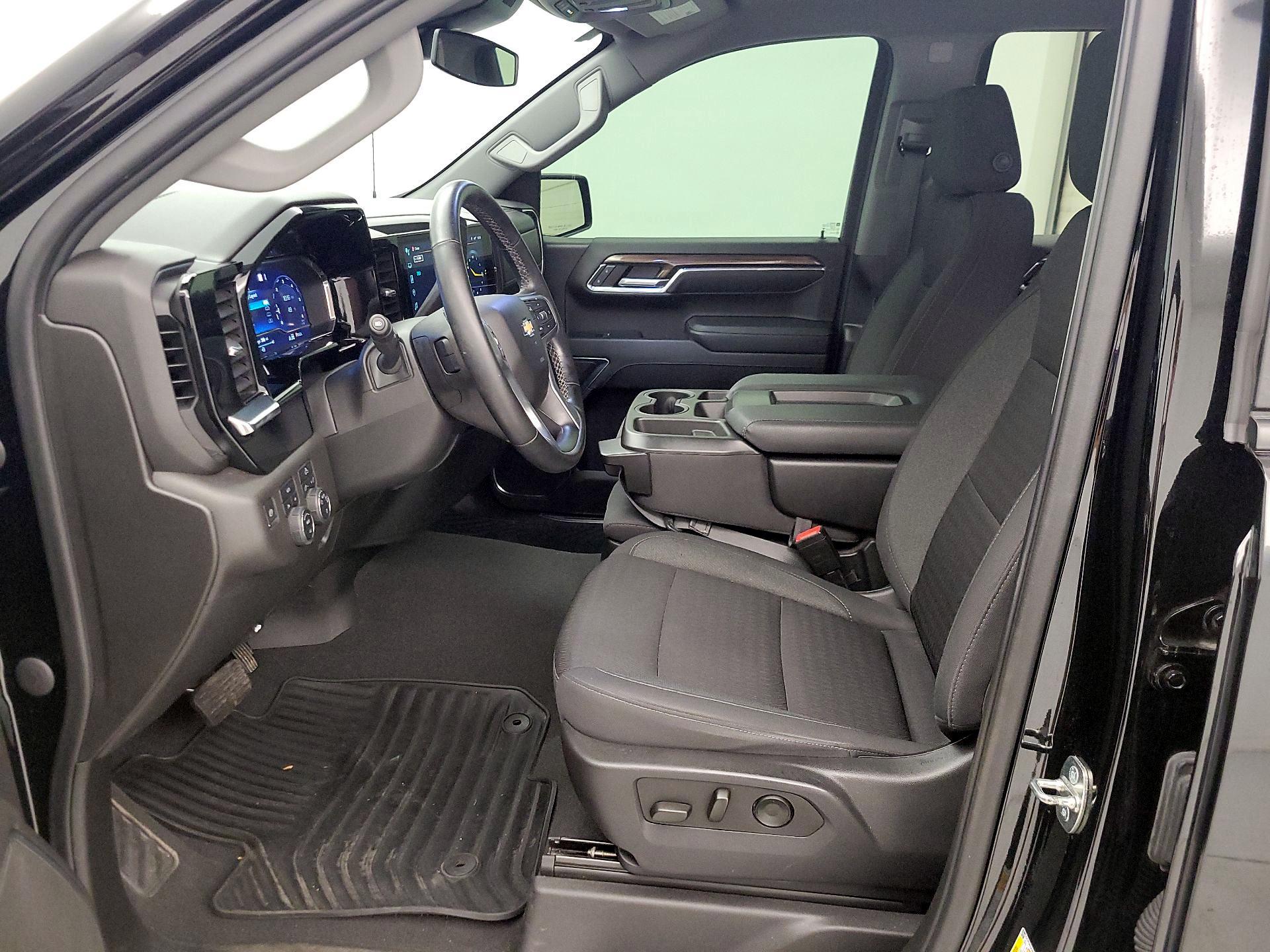 Thumbnail: 2023 Chevrolet Silverado 1500 - 11