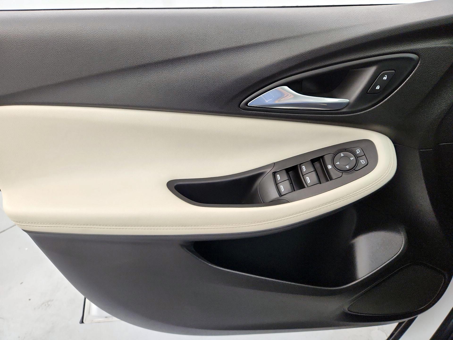 Thumbnail: 2021 Buick Encore GX - 12