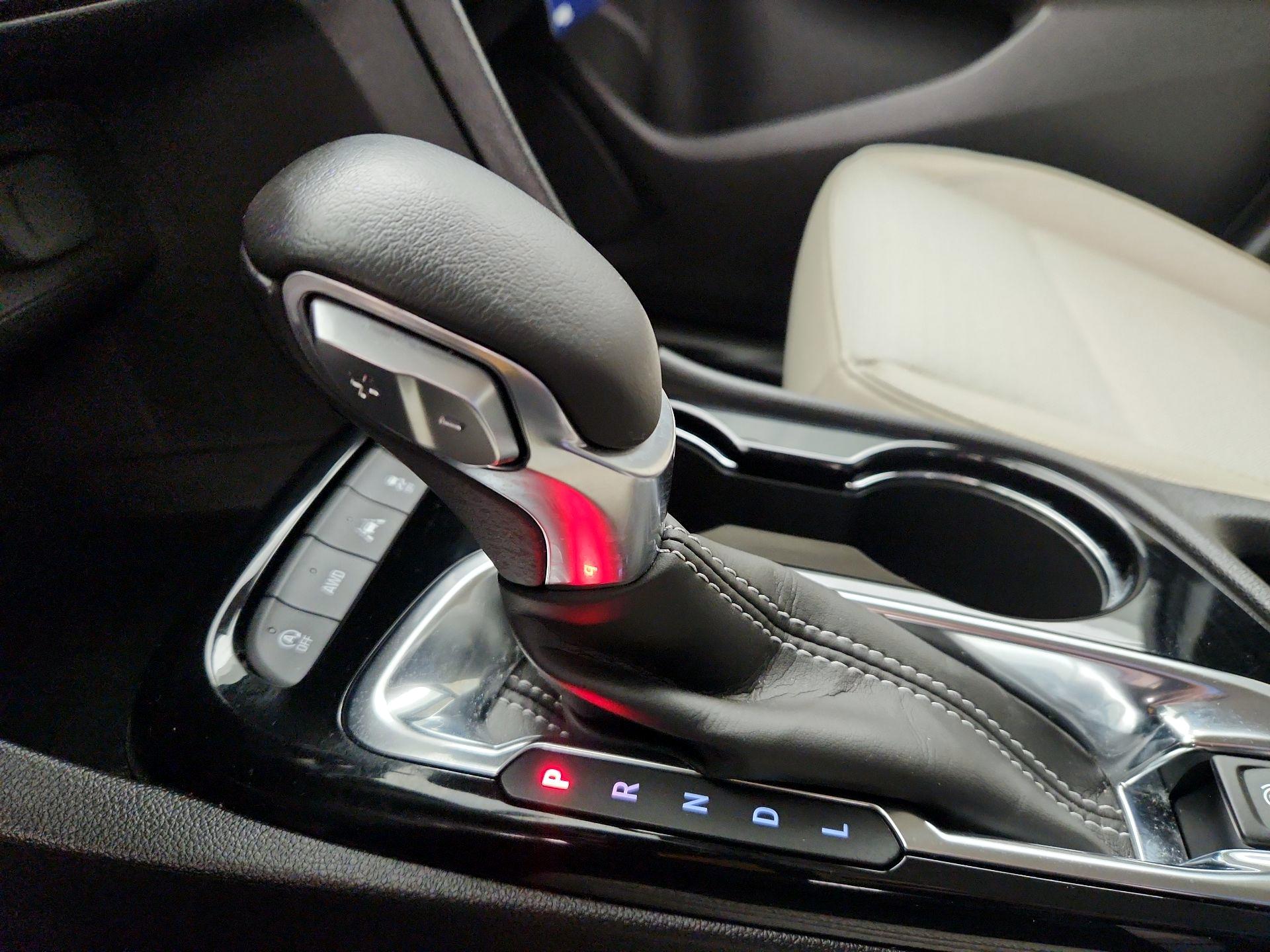 Thumbnail: 2021 Buick Encore GX - 17