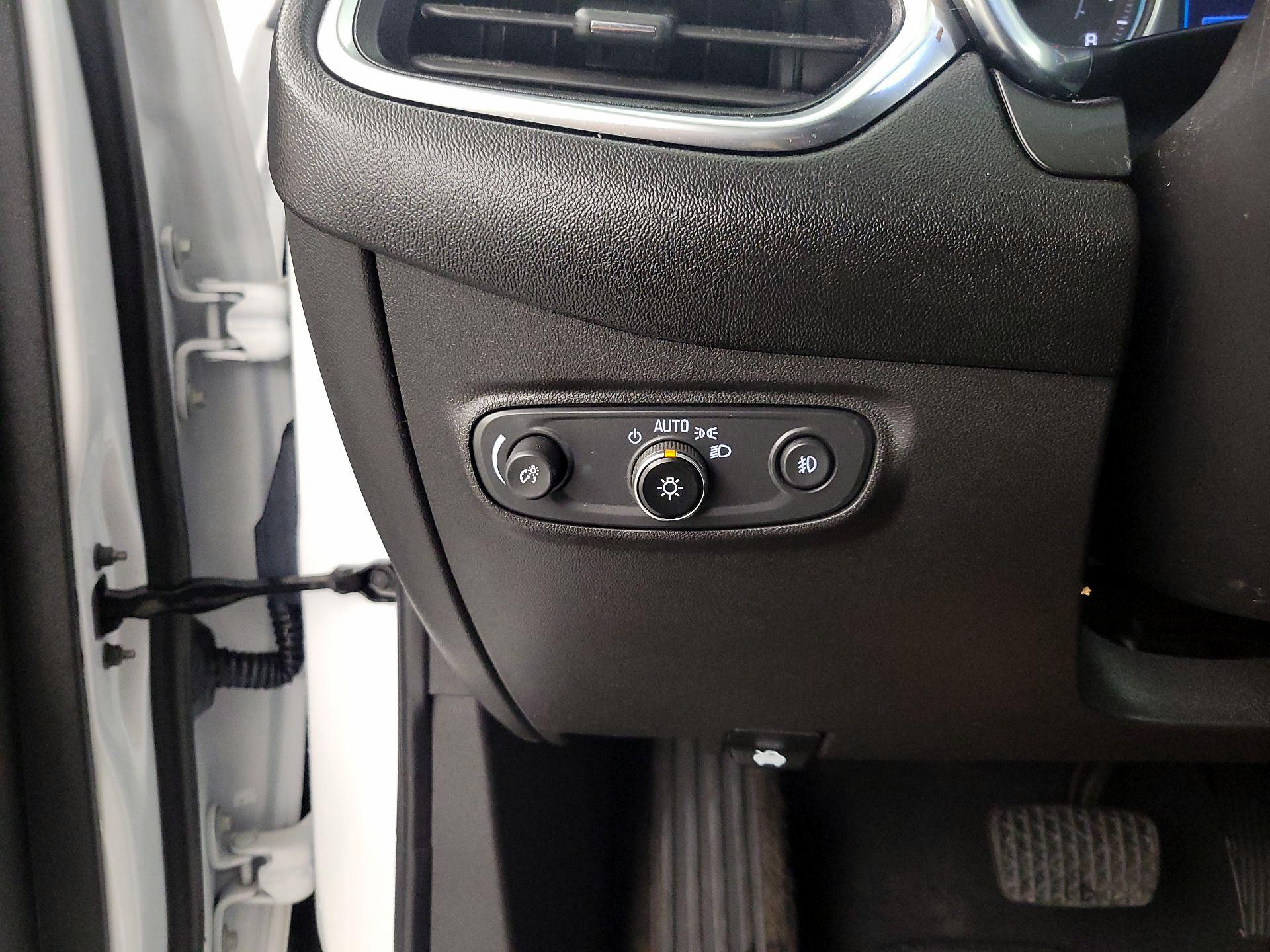 Thumbnail: 2021 Chevrolet Equinox - 13