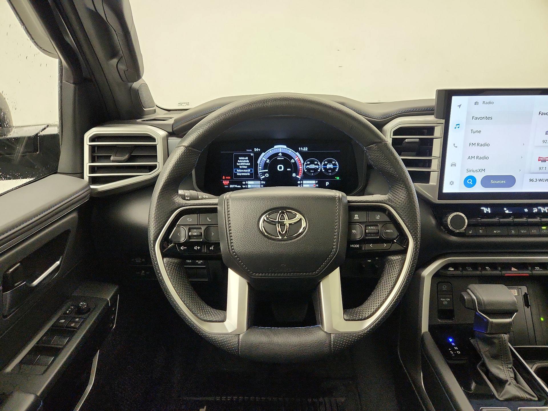 Thumbnail: 2022 Toyota Tundra - 10