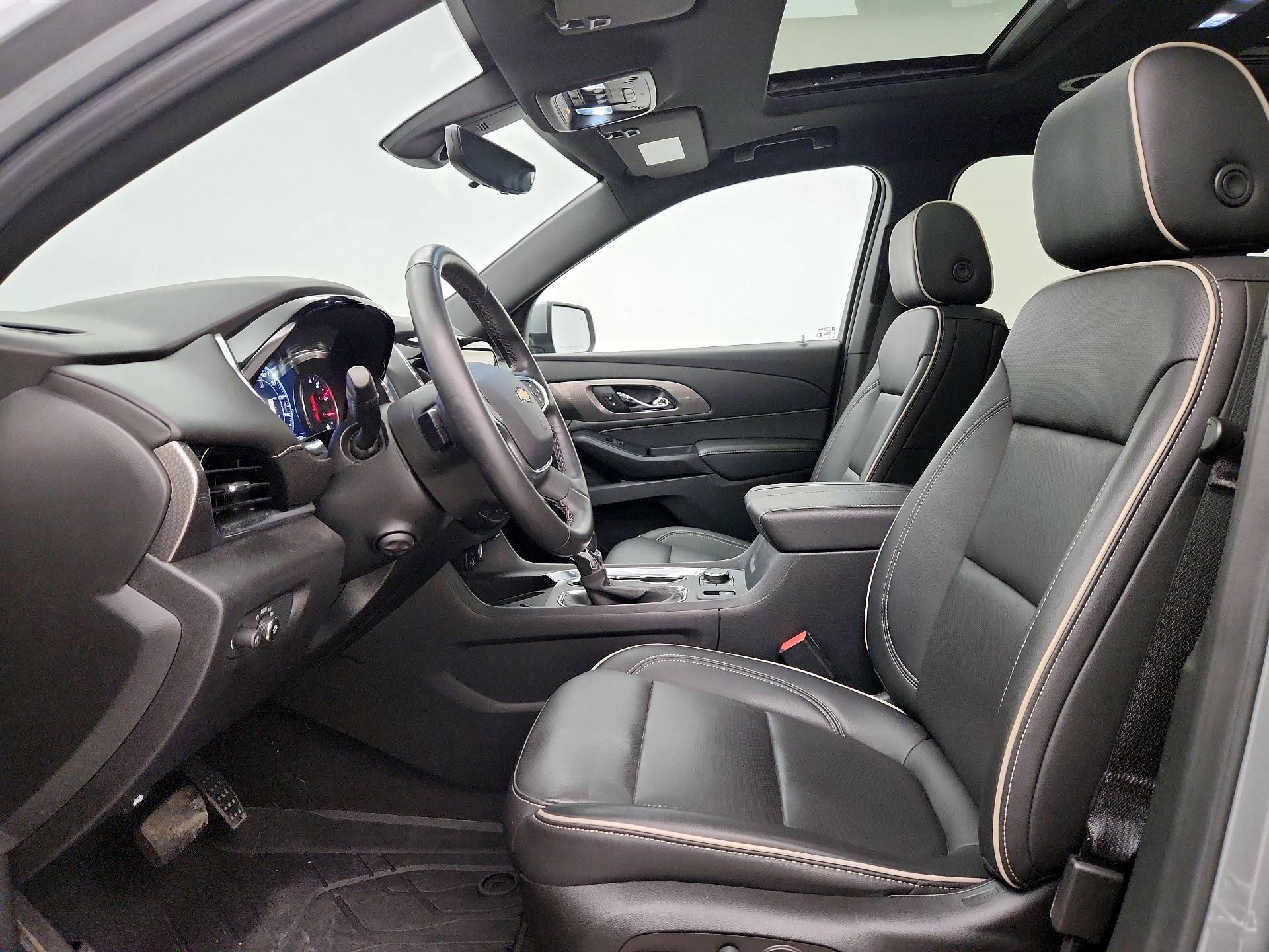 Thumbnail: 2023 Chevrolet Traverse - 11