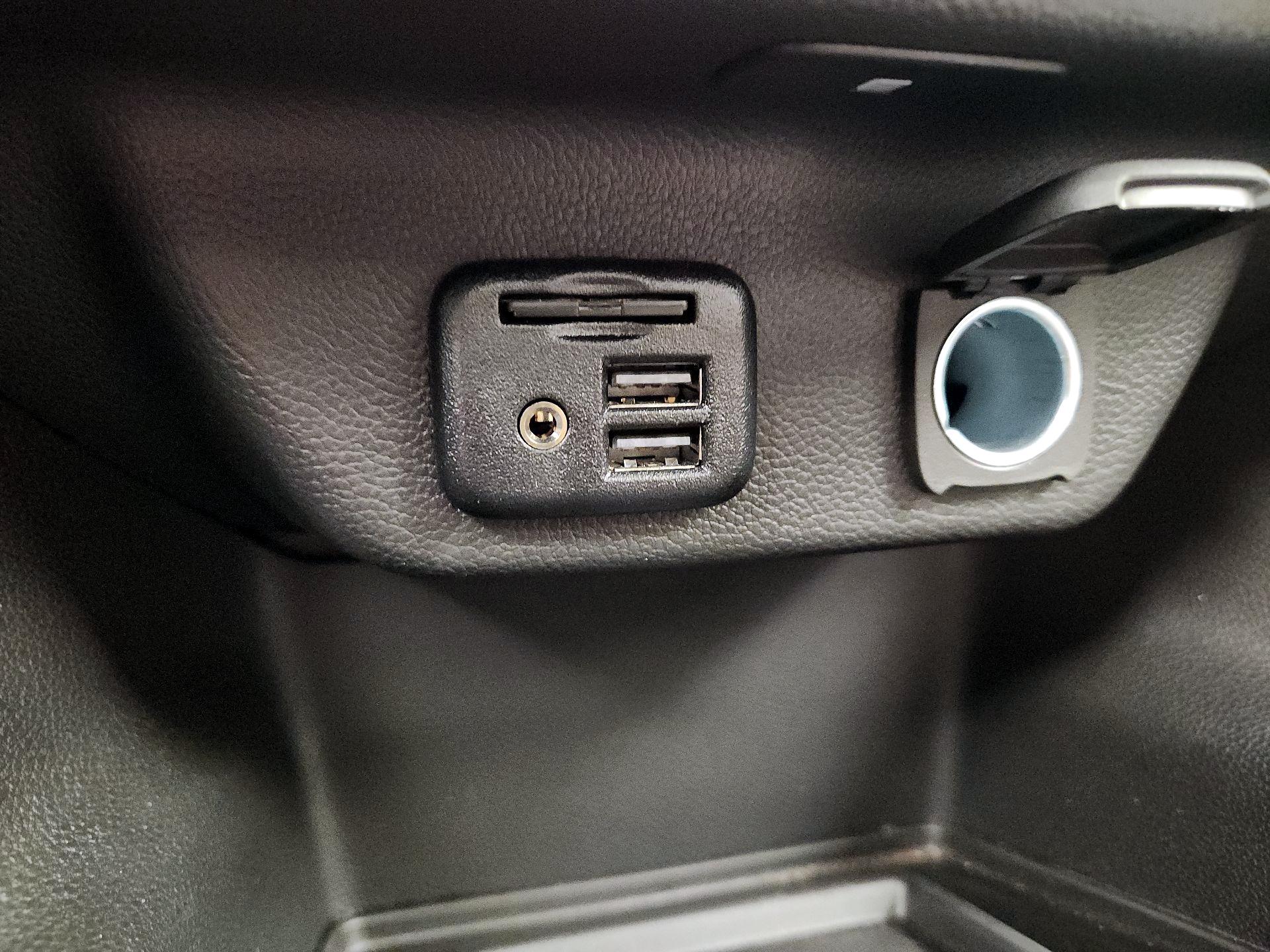 Thumbnail: 2023 Chevrolet Traverse - 19