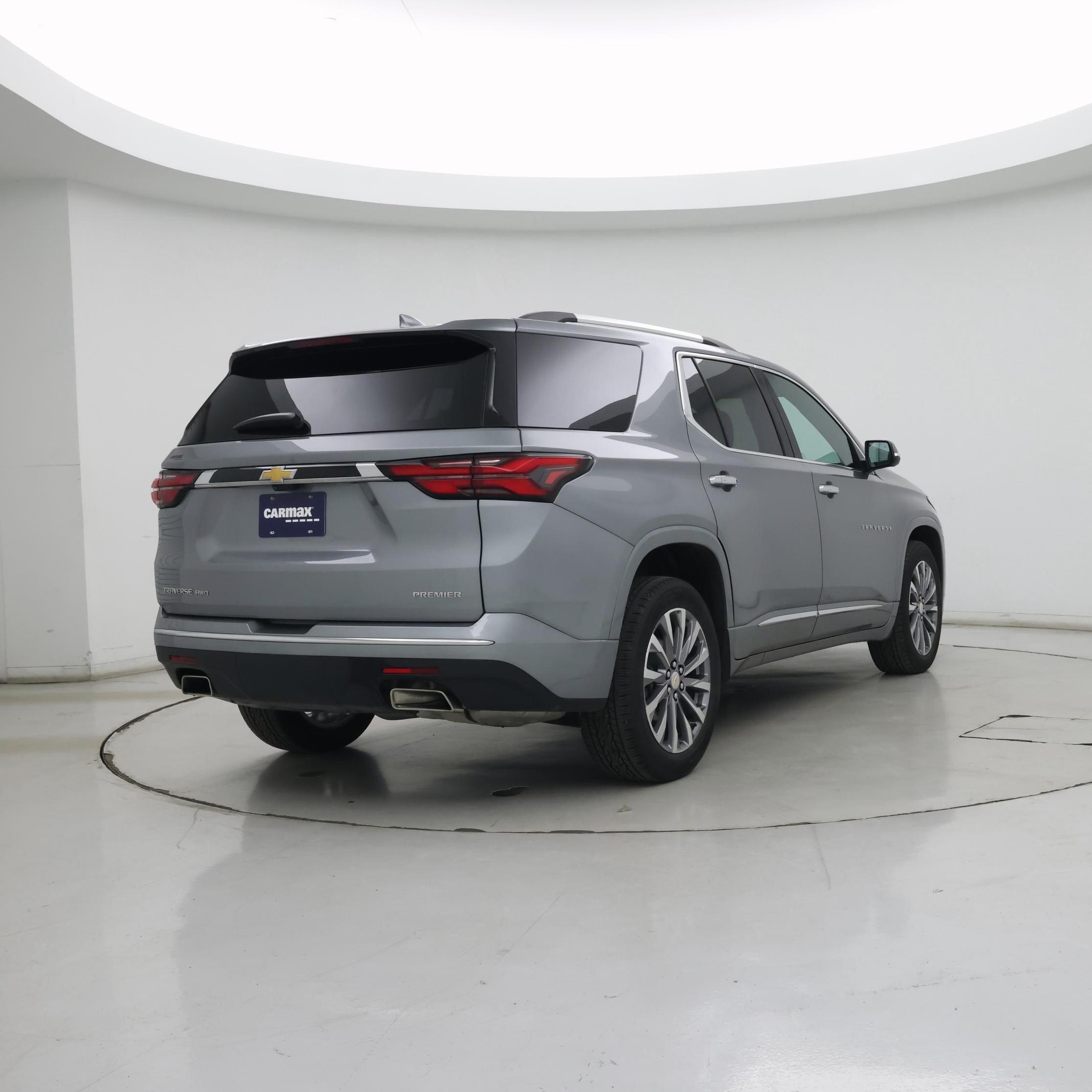 Thumbnail: 2023 Chevrolet Traverse - 8