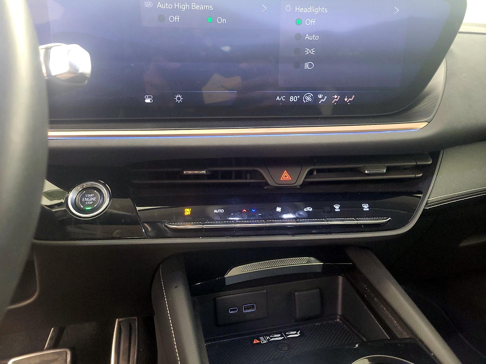 Thumbnail: 2024 Buick Envision - 16