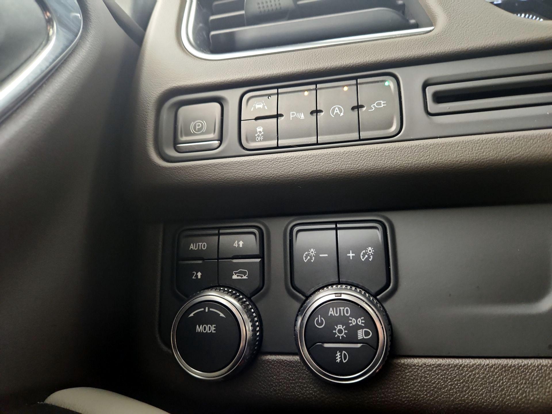 Thumbnail: 2021 GMC Yukon - 13