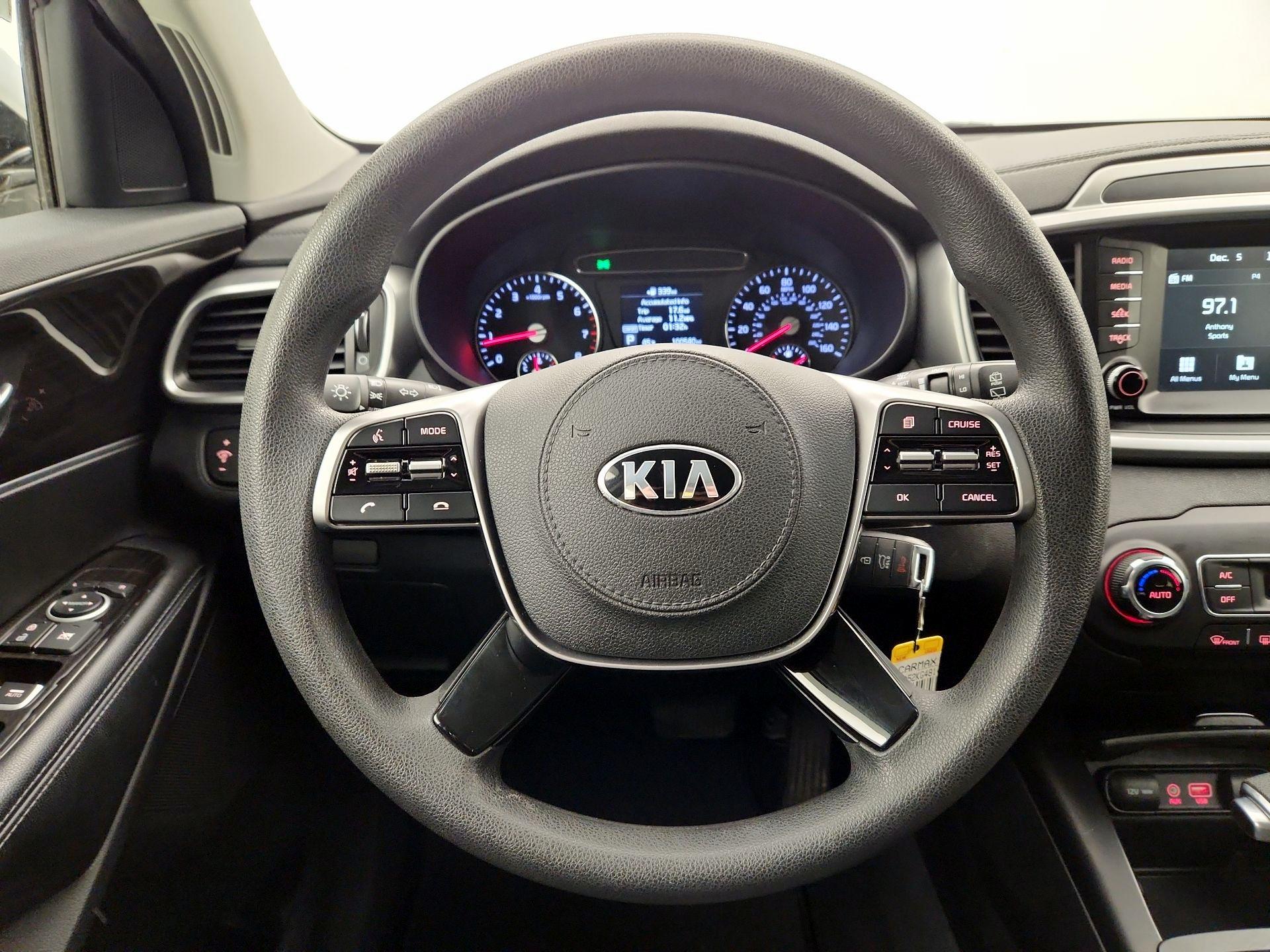 Thumbnail: 2019 Kia Sorento - 10