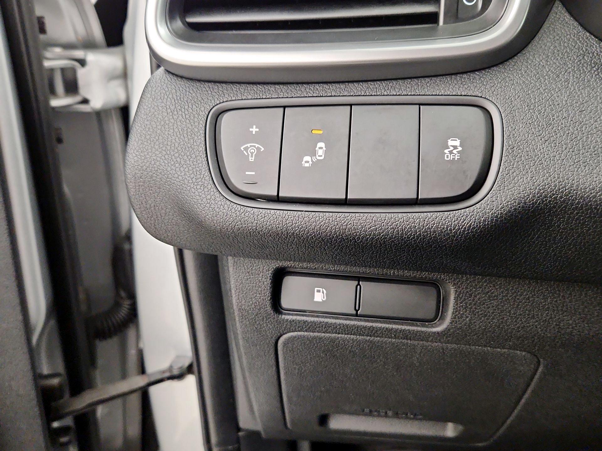 Thumbnail: 2019 Kia Sorento - 13