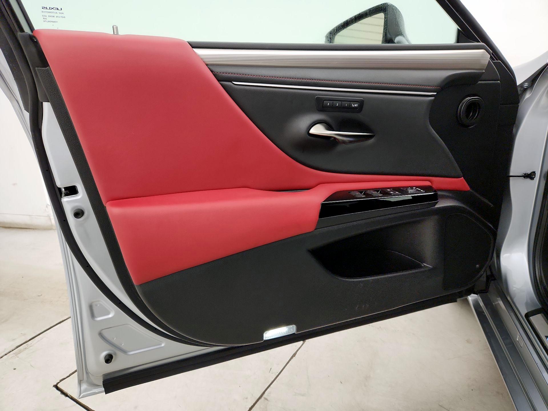 Thumbnail: 2024 Lexus ES - 12