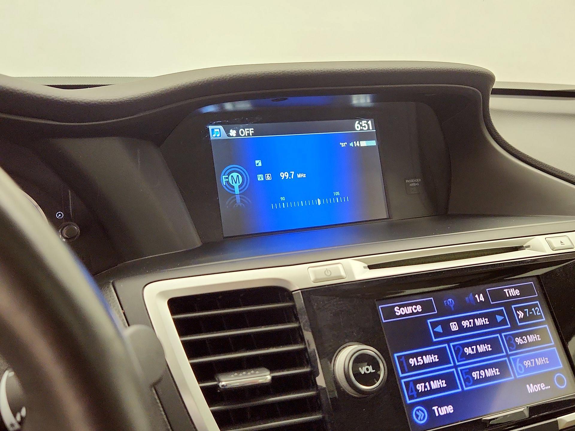 Thumbnail: 2015 Honda Accord - 16