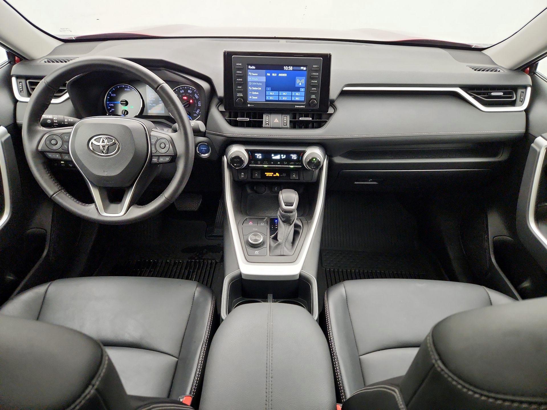 Thumbnail: 2022 Toyota RAV4 - 9