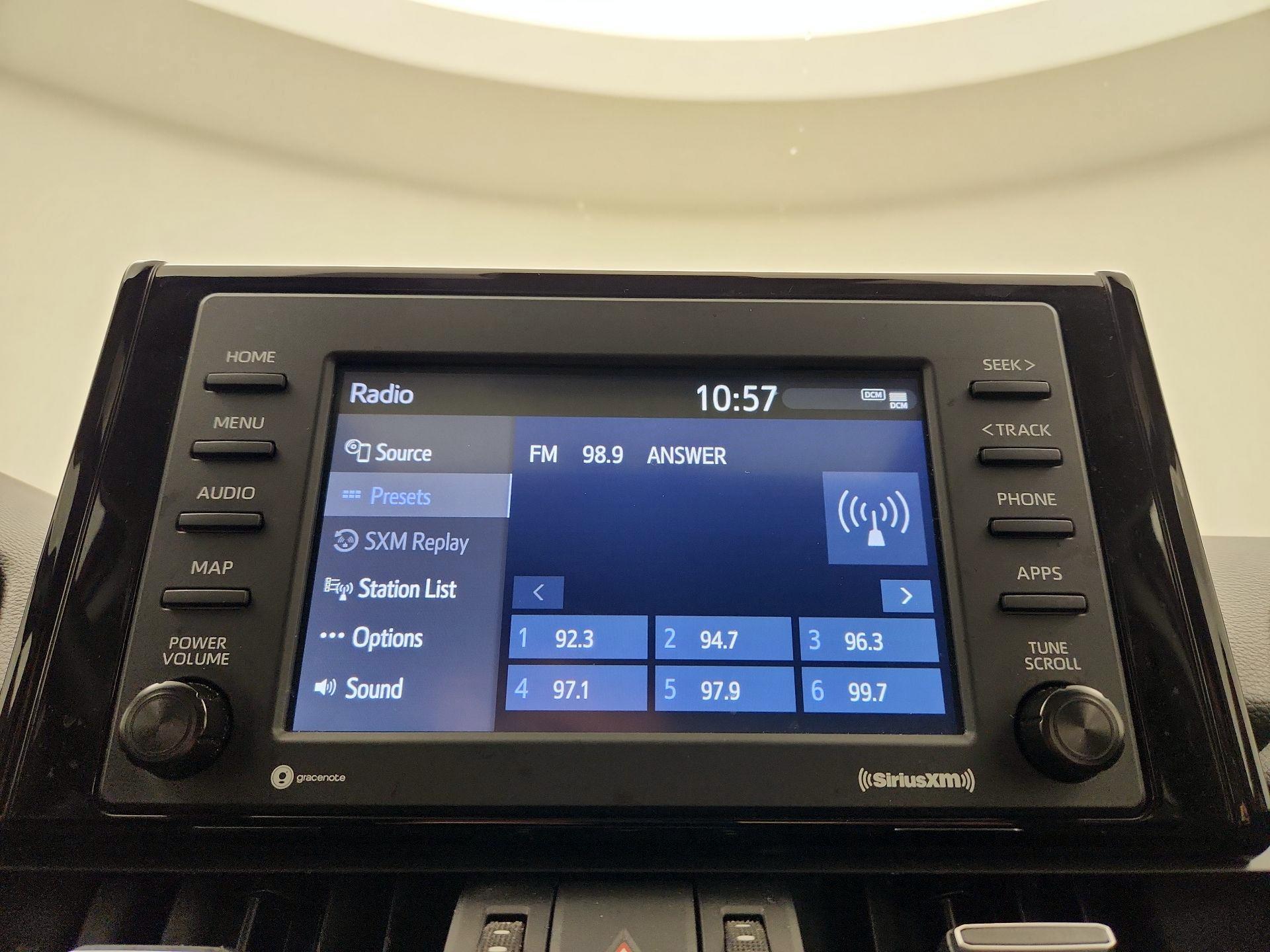 Thumbnail: 2022 Toyota RAV4 - 15