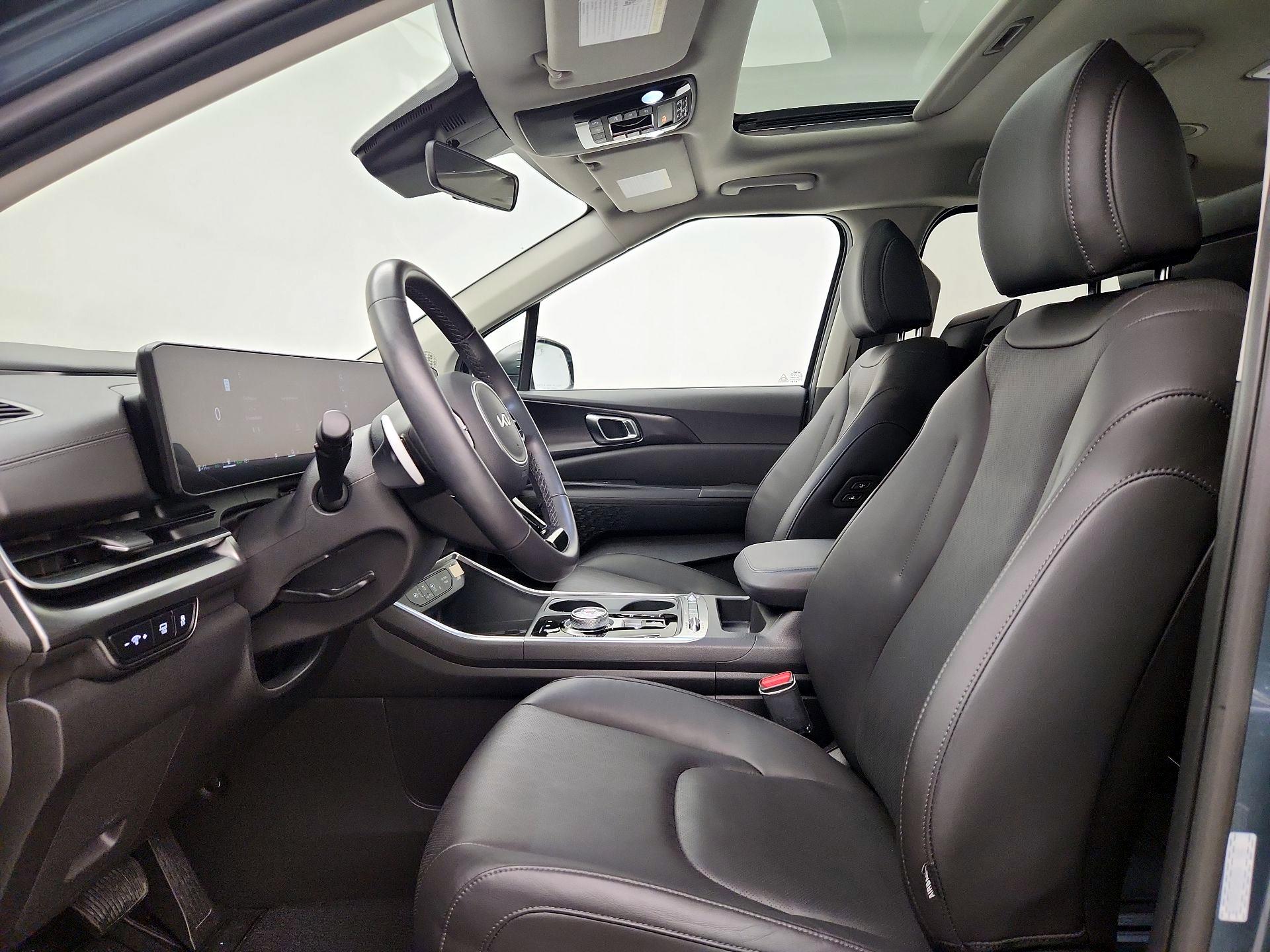 Thumbnail: 2025 Kia Carnival - 11