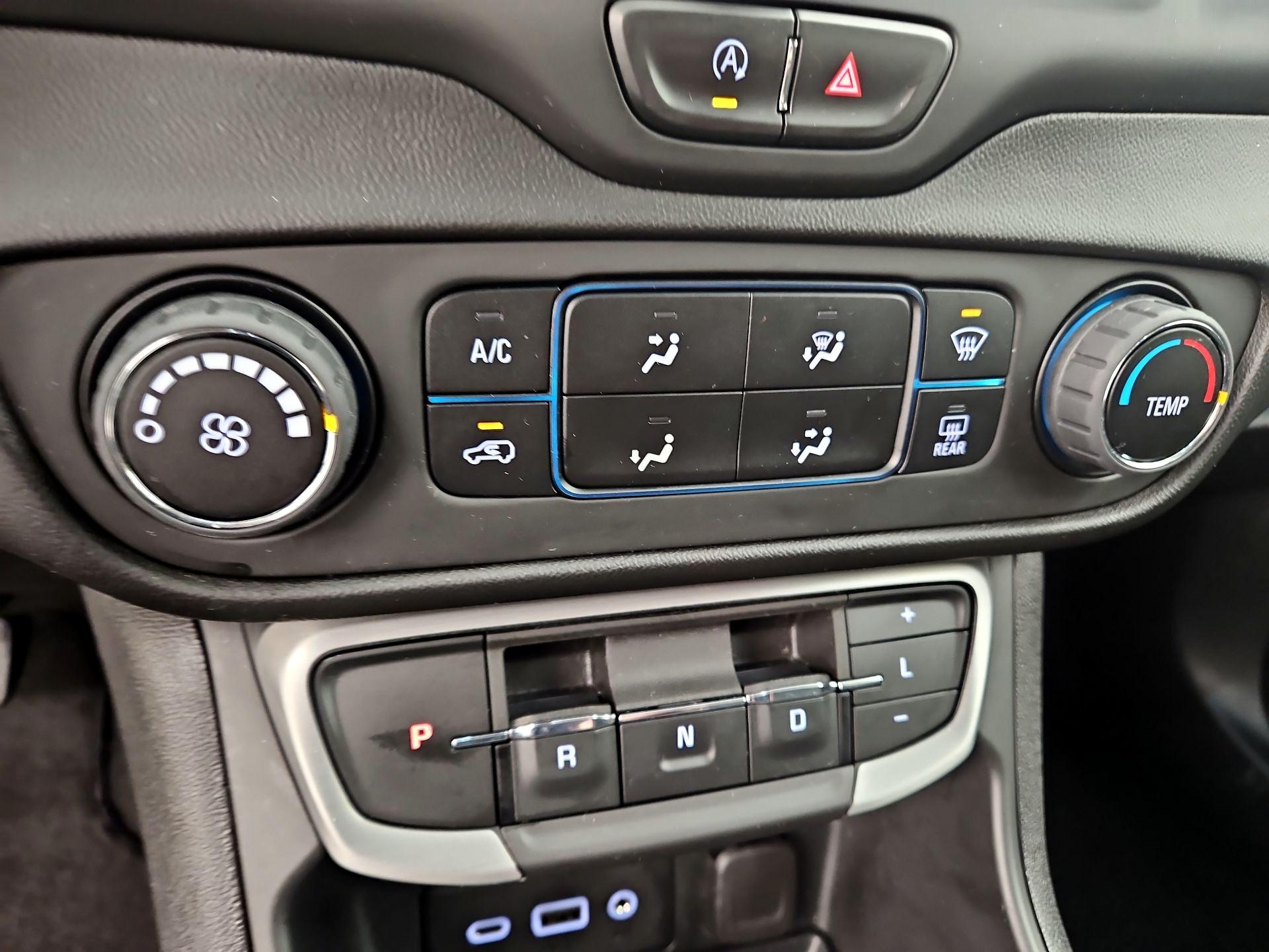 Thumbnail: 2023 GMC Terrain - 16