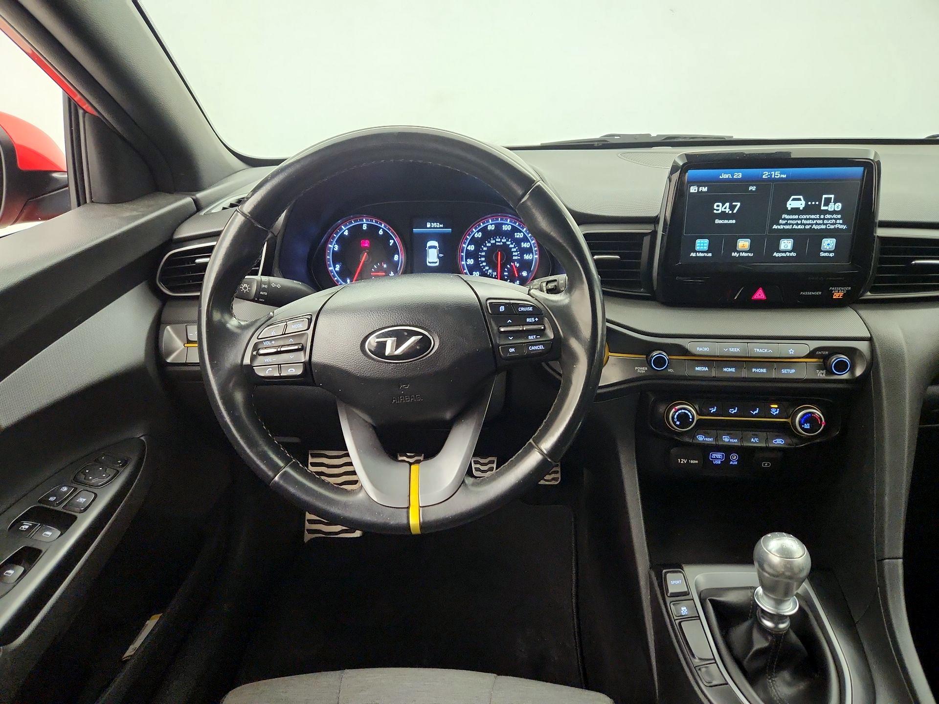 Thumbnail: 2019 Hyundai Veloster - 10