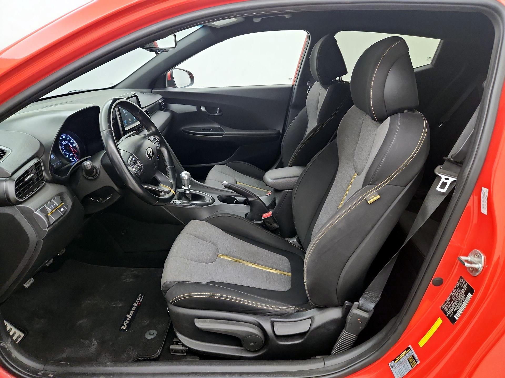 Thumbnail: 2019 Hyundai Veloster - 11