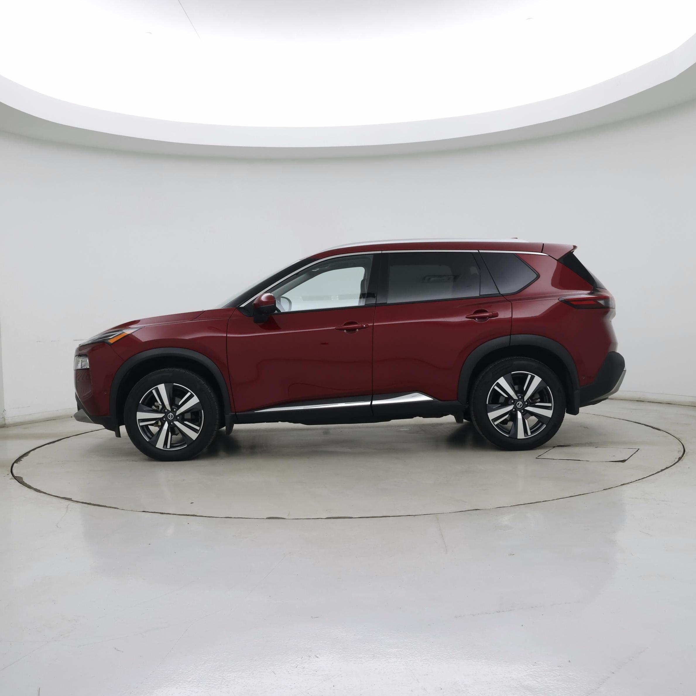 Thumbnail: 2021 Nissan Rogue - 3