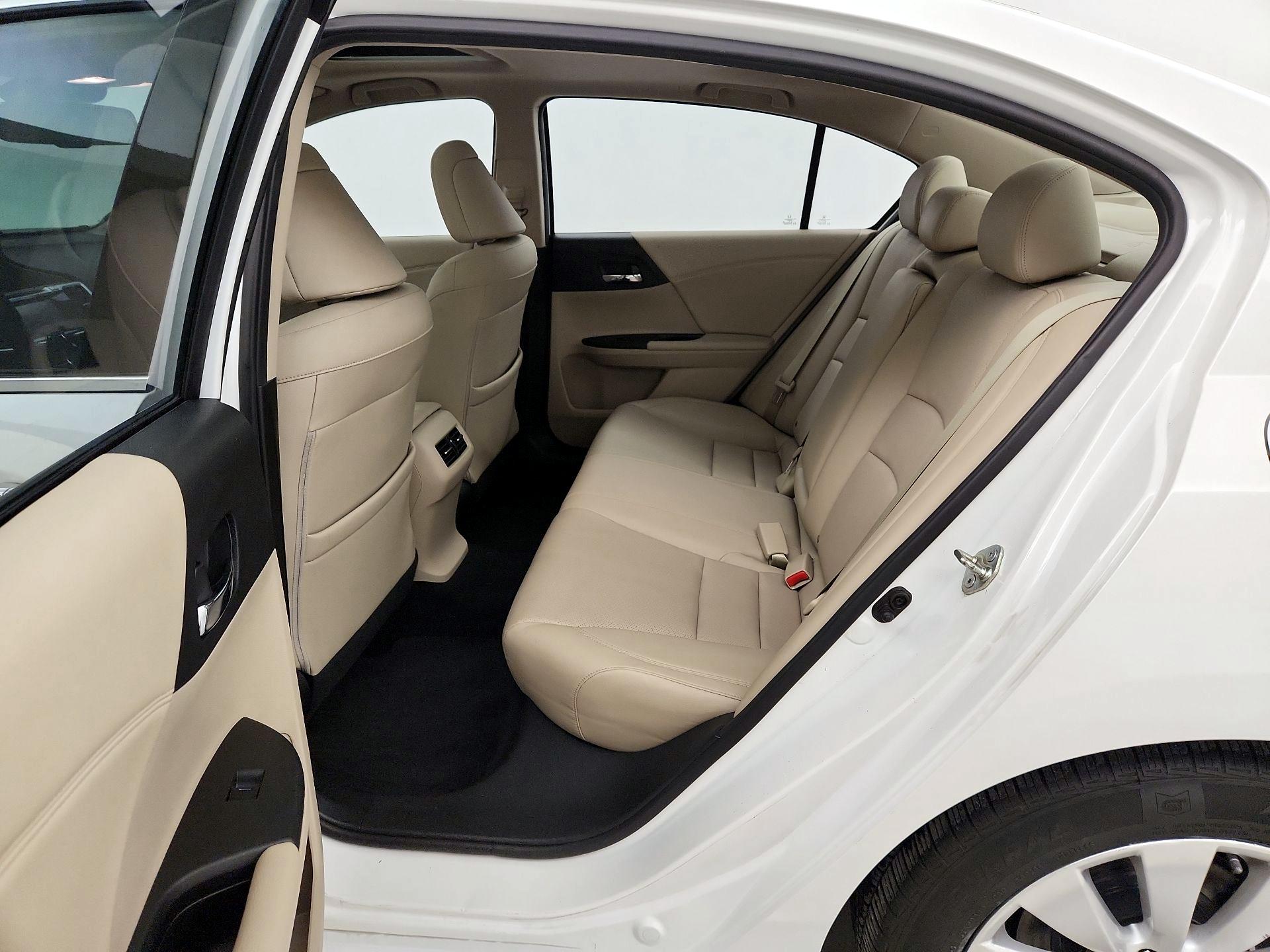 Thumbnail: 2015 Honda Accord - 20