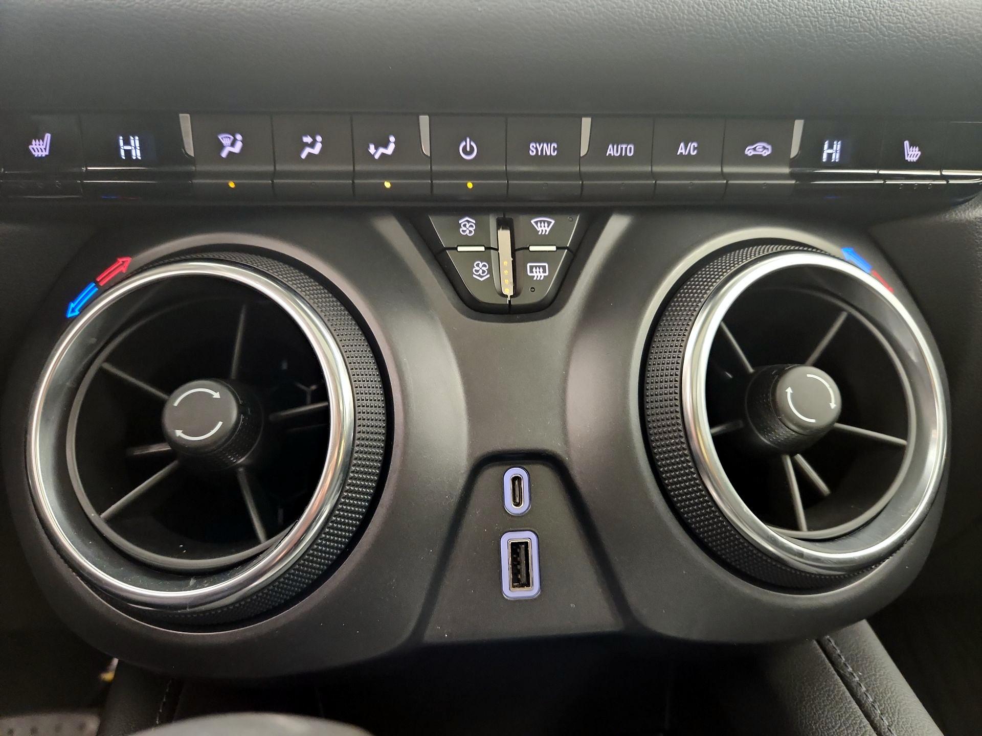 Thumbnail: 2021 Chevrolet Blazer - 17