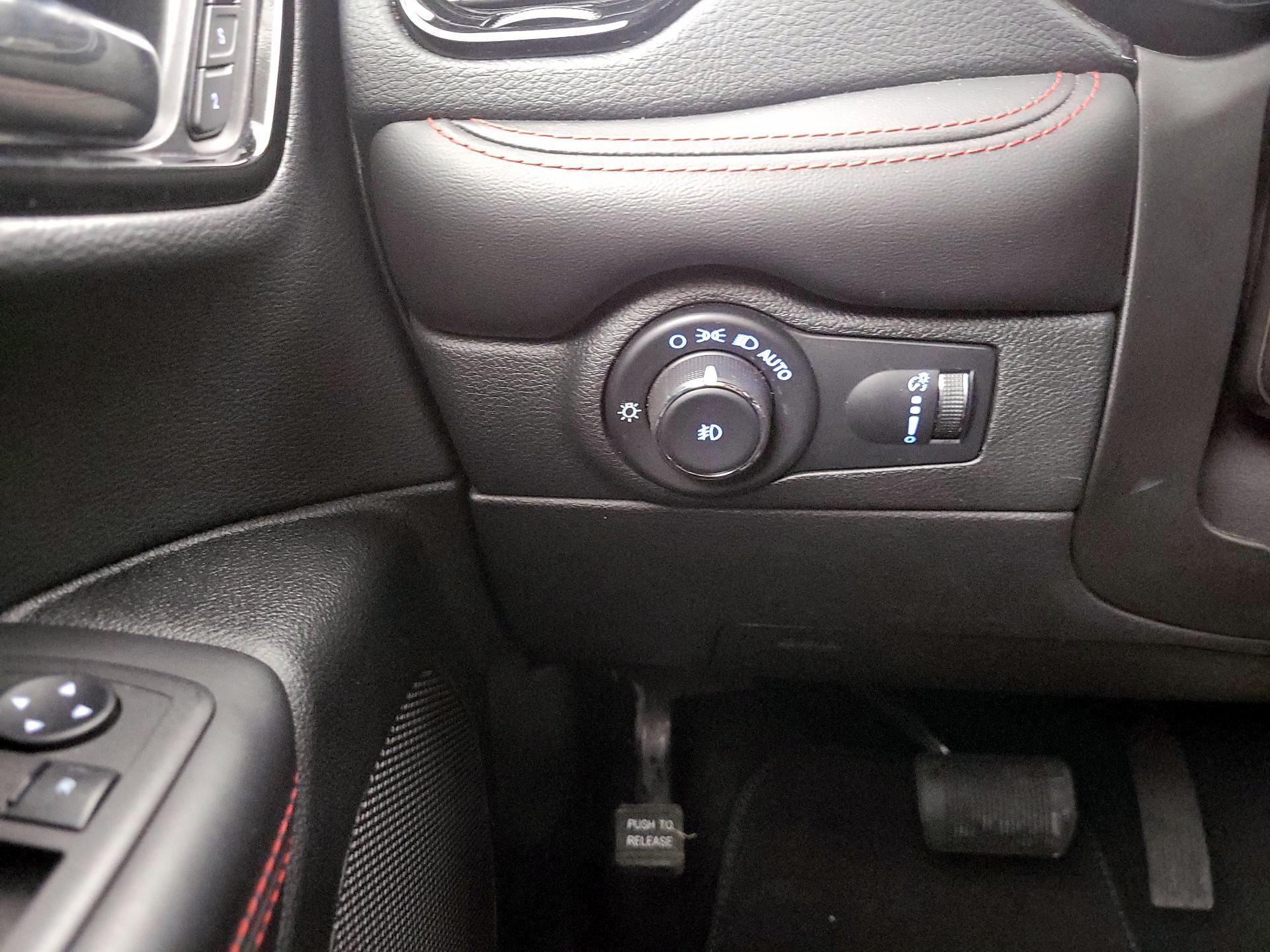 Thumbnail: 2023 Dodge Durango - 13