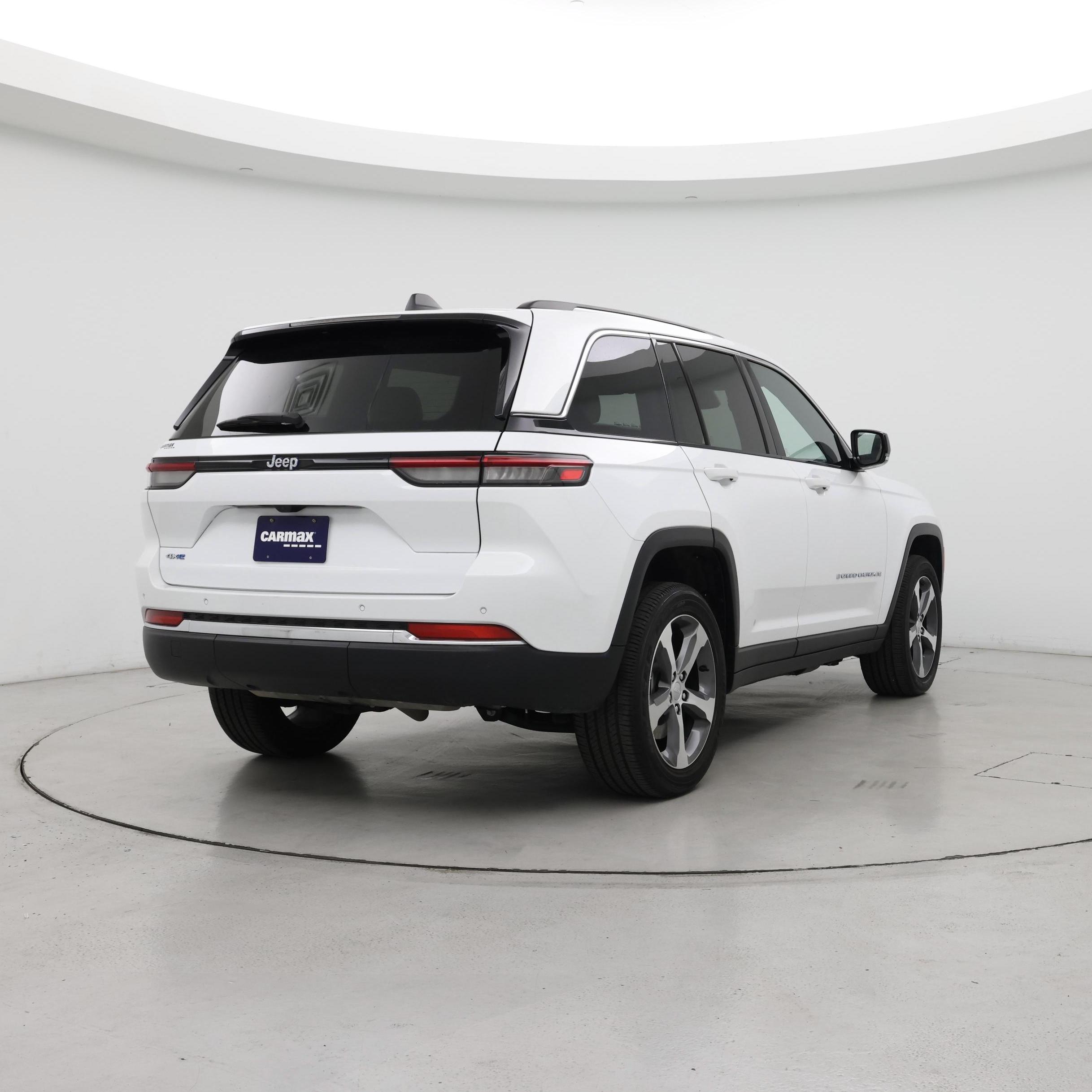 Thumbnail: 2022 Jeep Grand Cherokee - 8