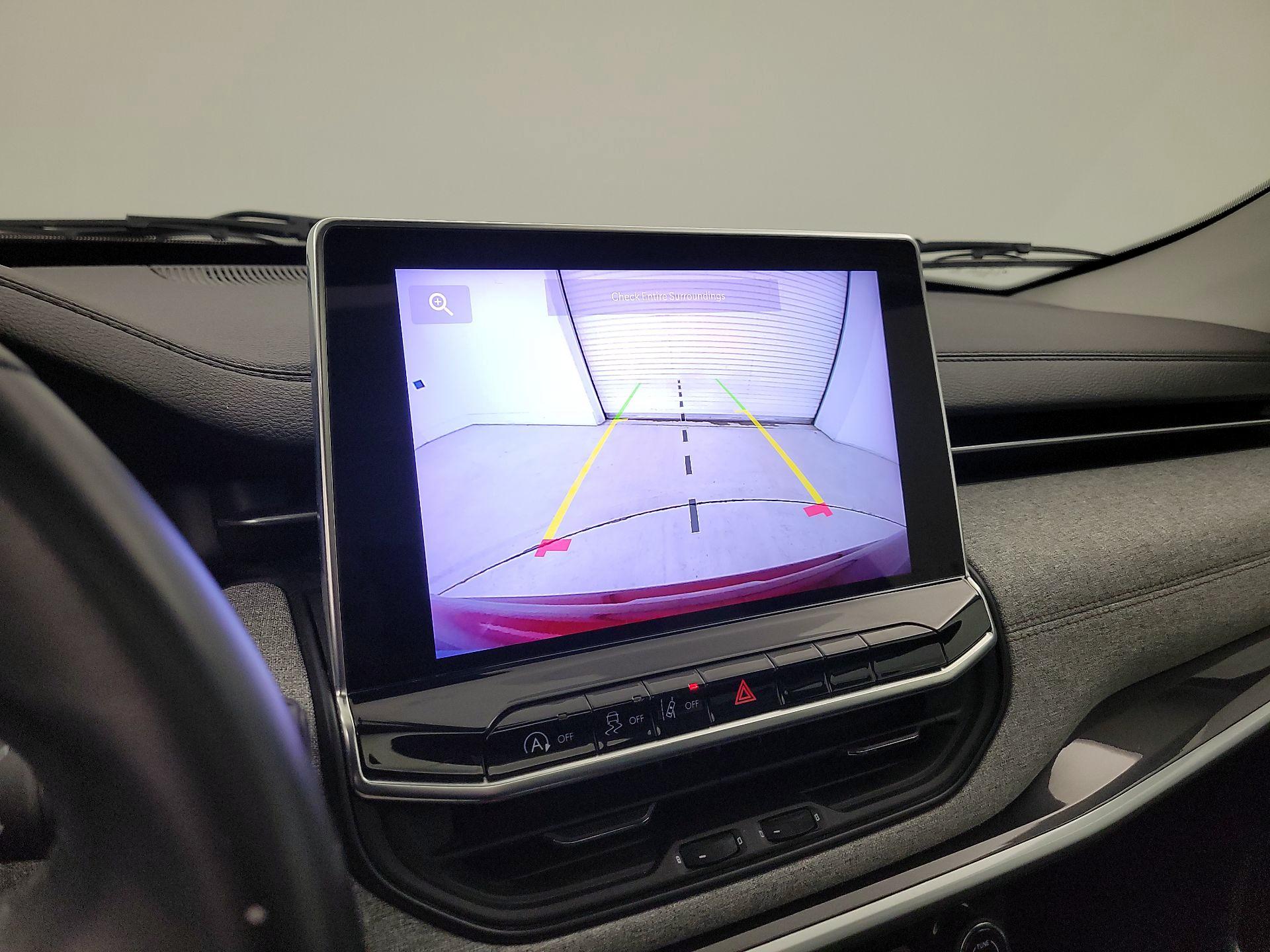 Thumbnail: 2022 Jeep Compass - 14