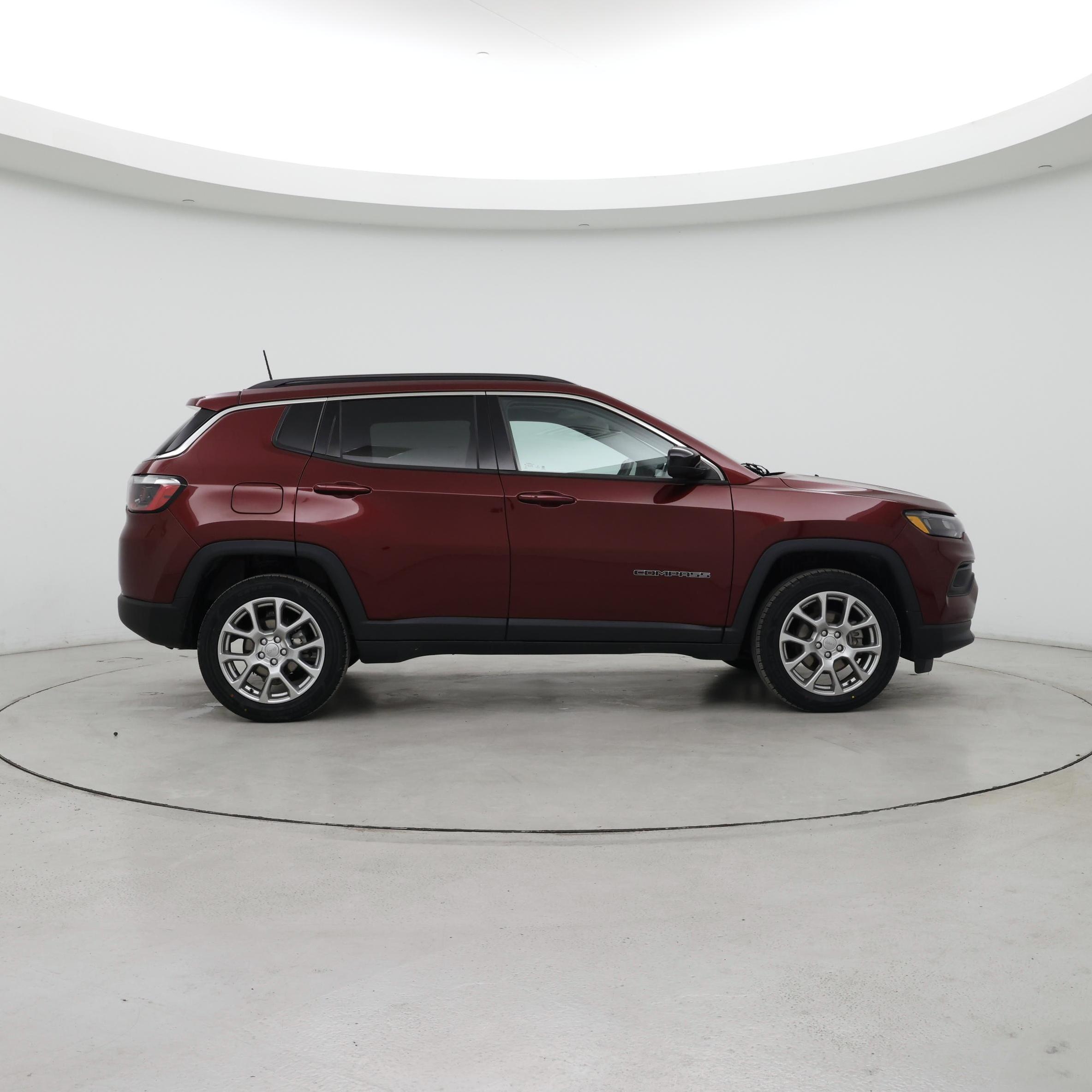 Thumbnail: 2022 Jeep Compass - 7