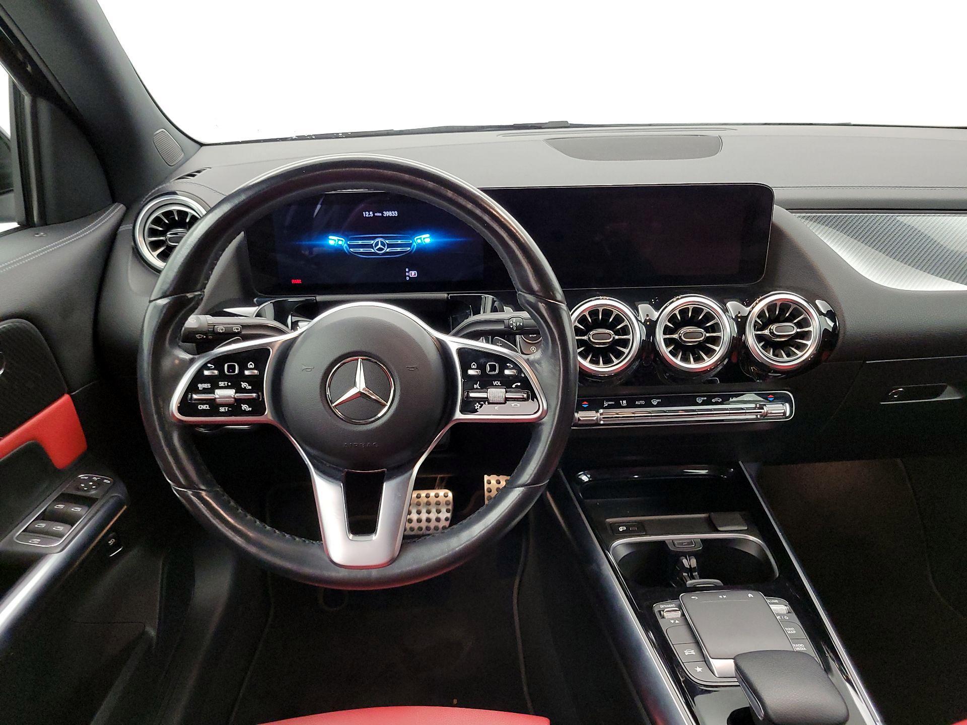 Thumbnail: 2022 Mercedes-Benz GLA - 10